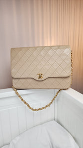 Chanel Matelasse Chain Beige Lamb Skin Shoulder Bag - 2995