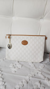 Gucci Plus GG White Canvas Clutch - 3041