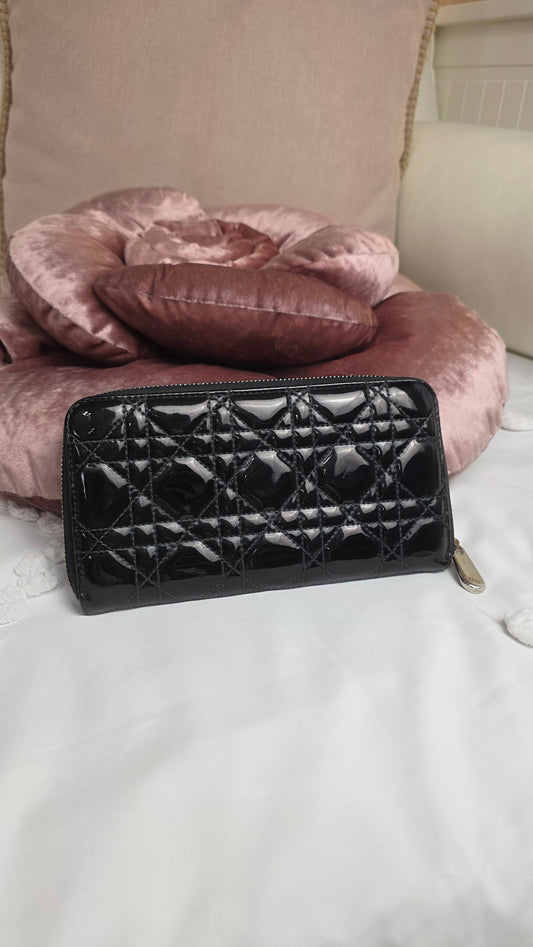Christian Dior Black Patent Leather Canage Wallet - 3188