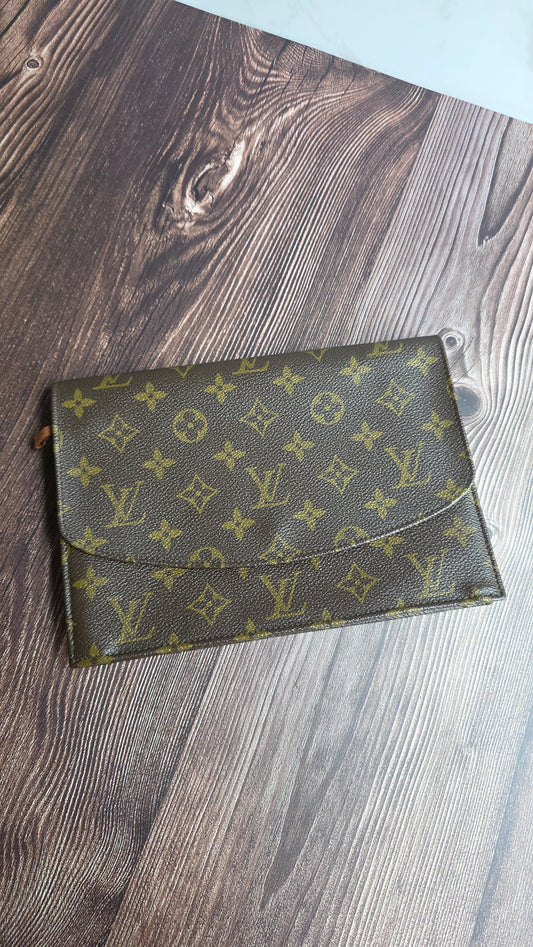 Louis Vuitton Mono Pochette Rabat 23 Clutch Bag - 3815