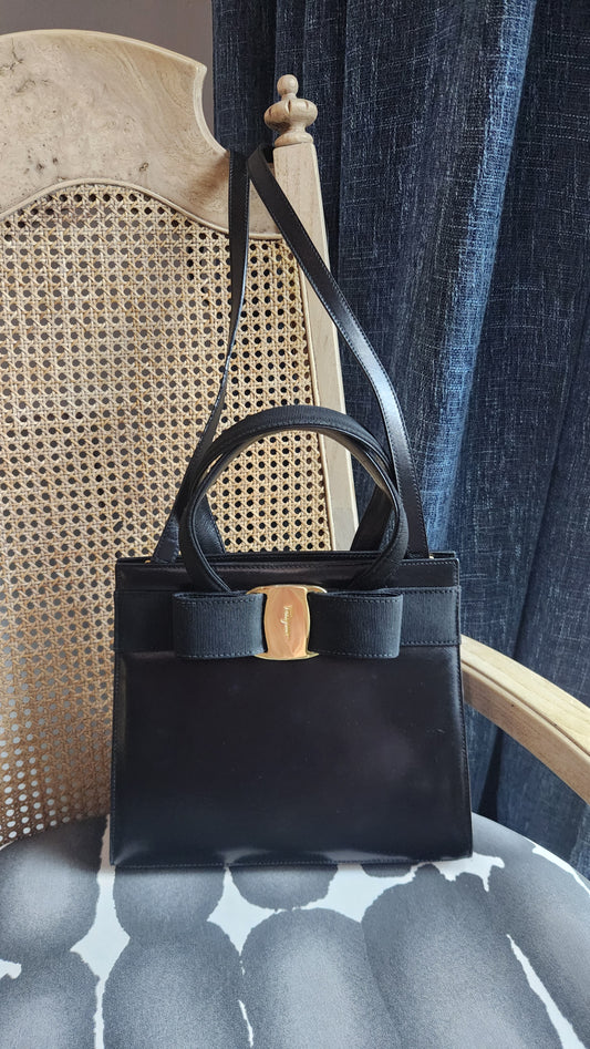 Salvatore Ferragamo Black Leather Vala 2way Handbag - 3913