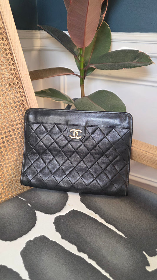 Chanel Matelasse Black Lambskin Clutch Bag - 3571