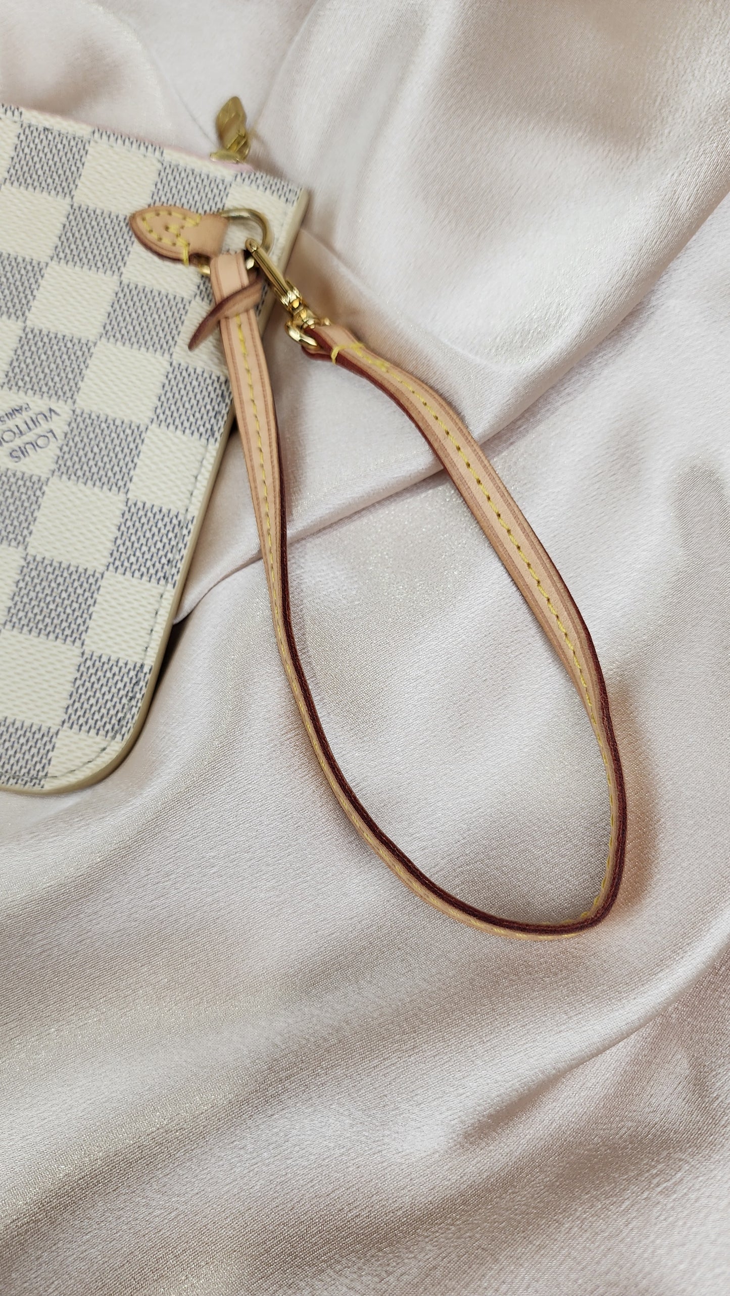 Louis Vuitton Damier Azur Neverfull Pouch MM Ballerina Pink