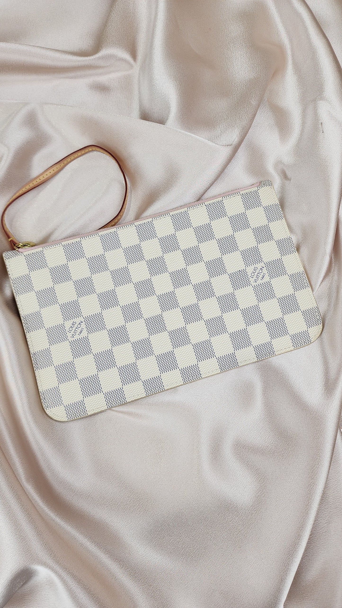 Louis Vuitton Damier Azur Neverfull Pouch MM Ballerina Pink