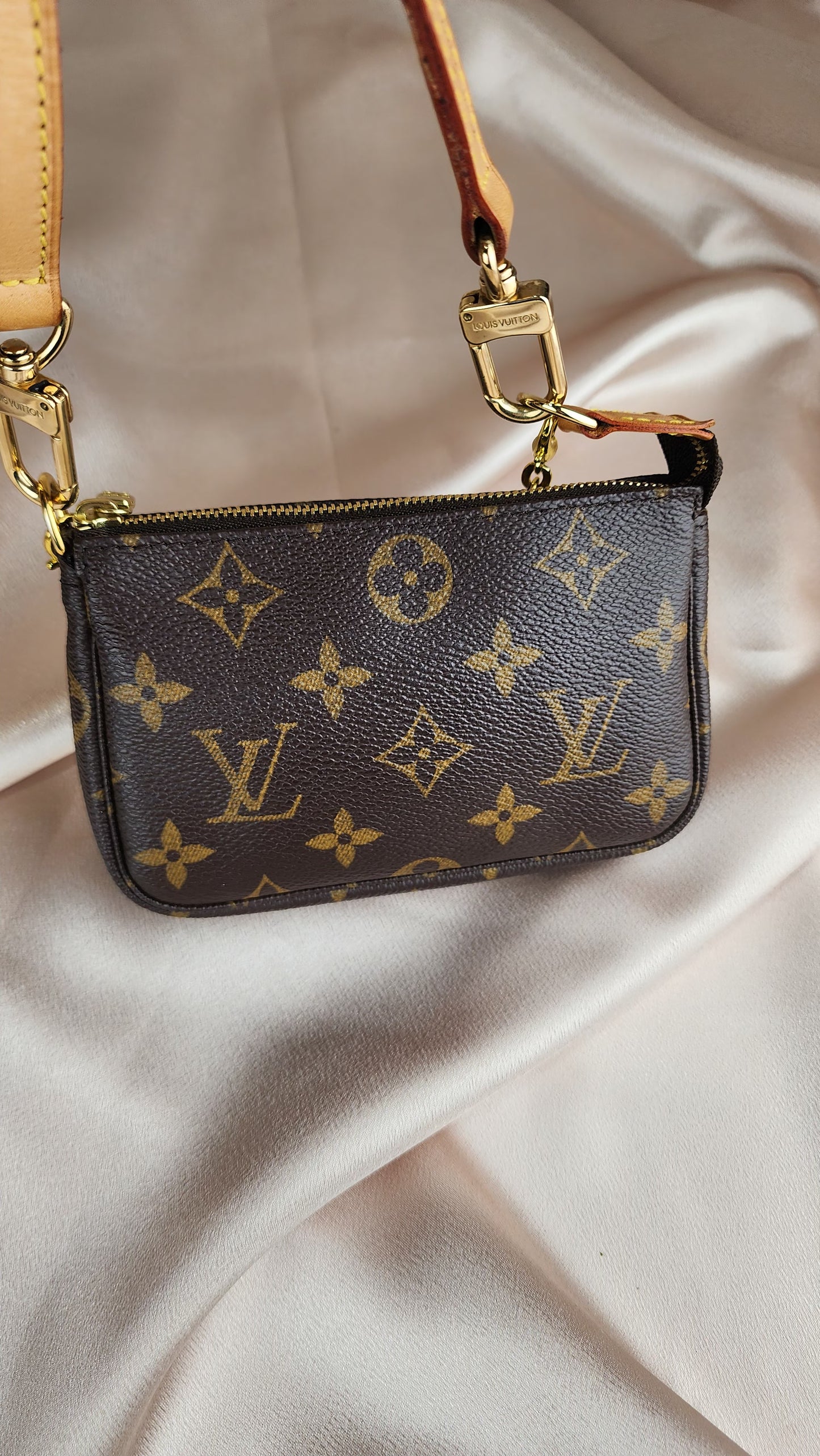 Louis Vuitton Mini Pochette with off market chain