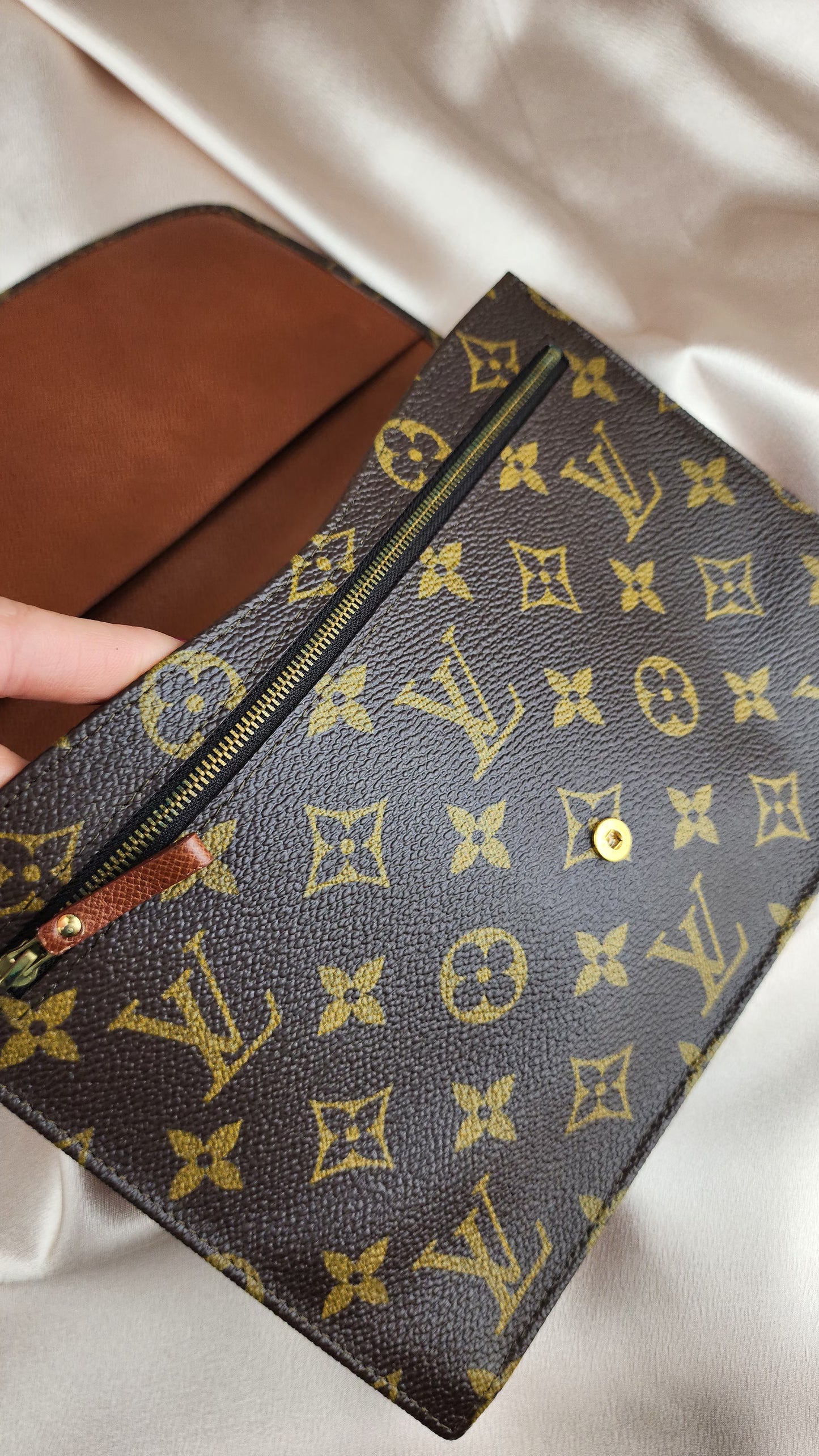 Louis Vuitton Rabat Monogram Rabat Clutch 23