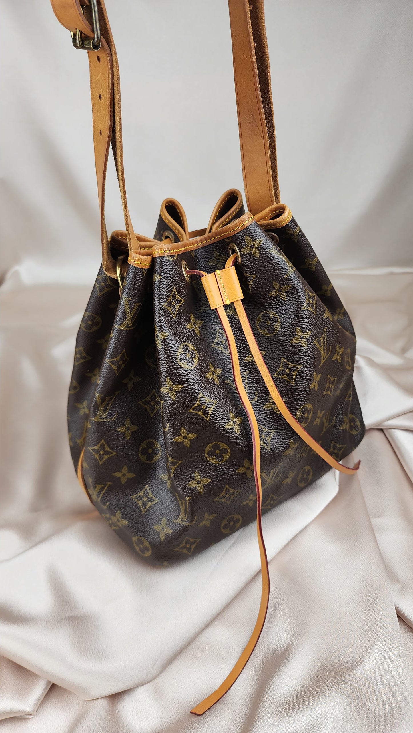 Louis Vuitton Neo Neo