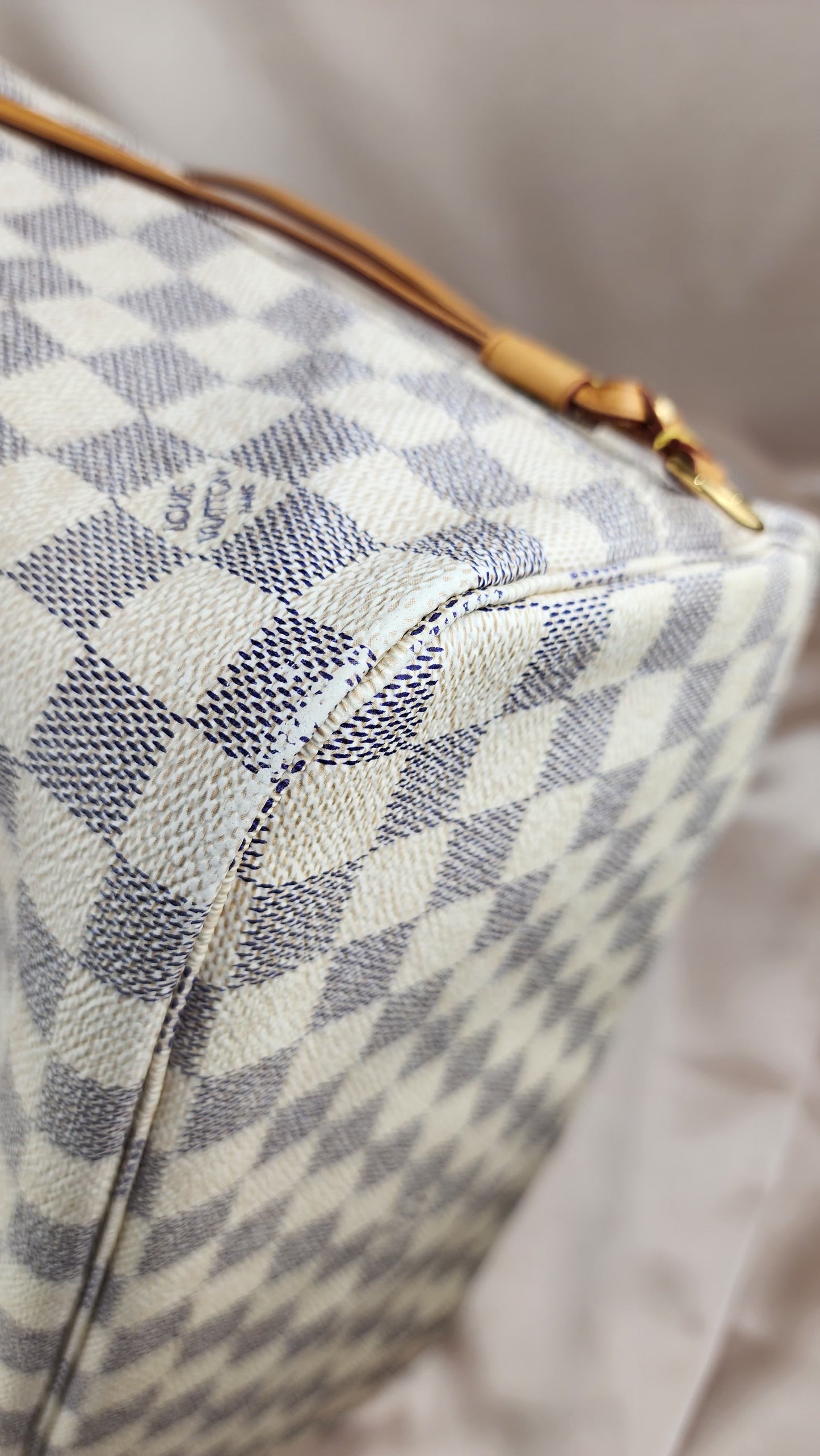 Louis Vuitton Damier Azur Neverfull MM