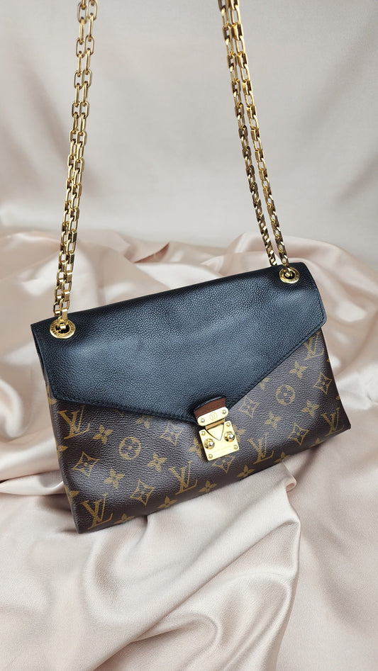 Louis Vuitton Palas Chain Shoulder Bag