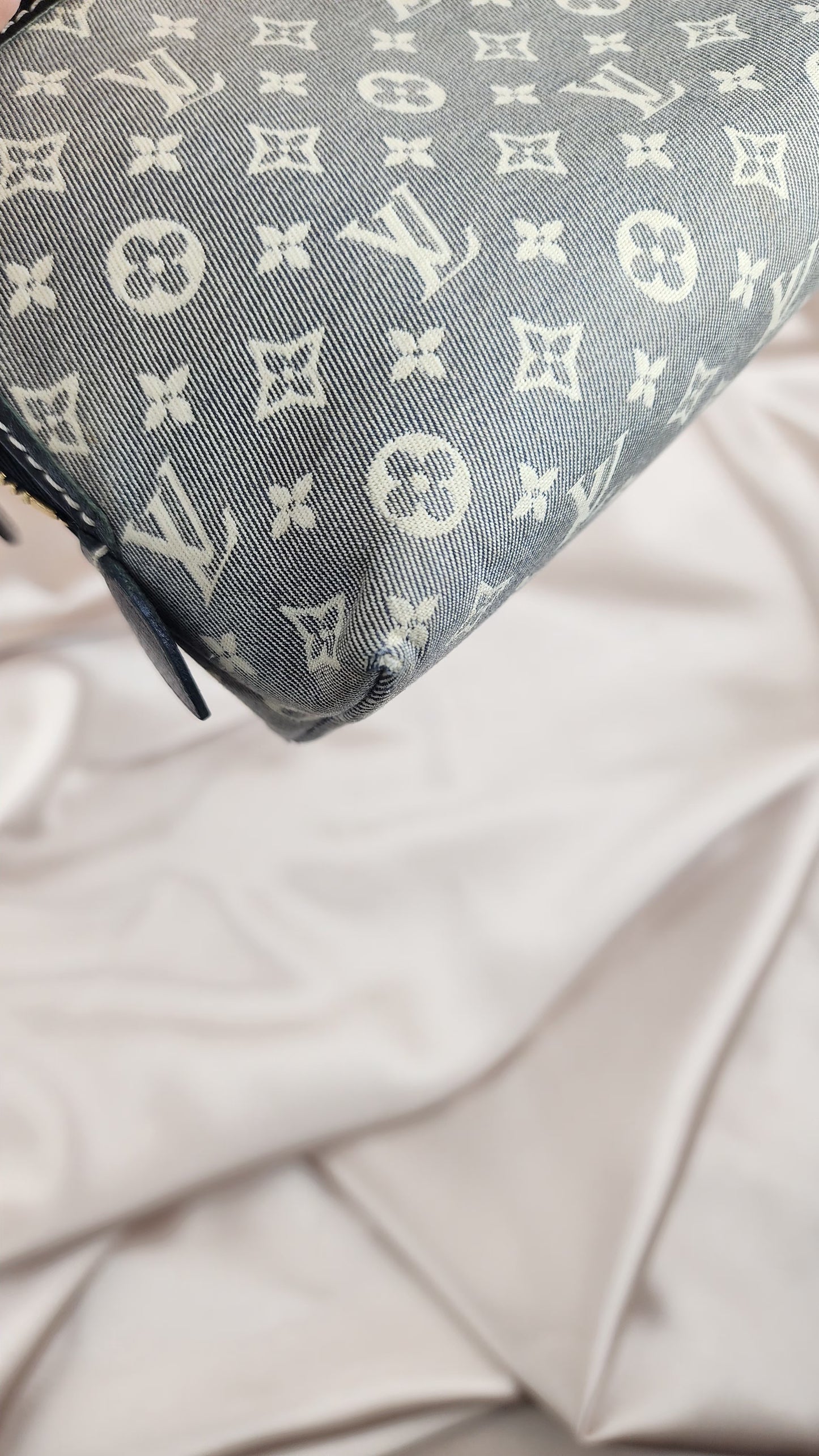 Louis Vuitton Monogram Idylle Cosmetics Pouch PM