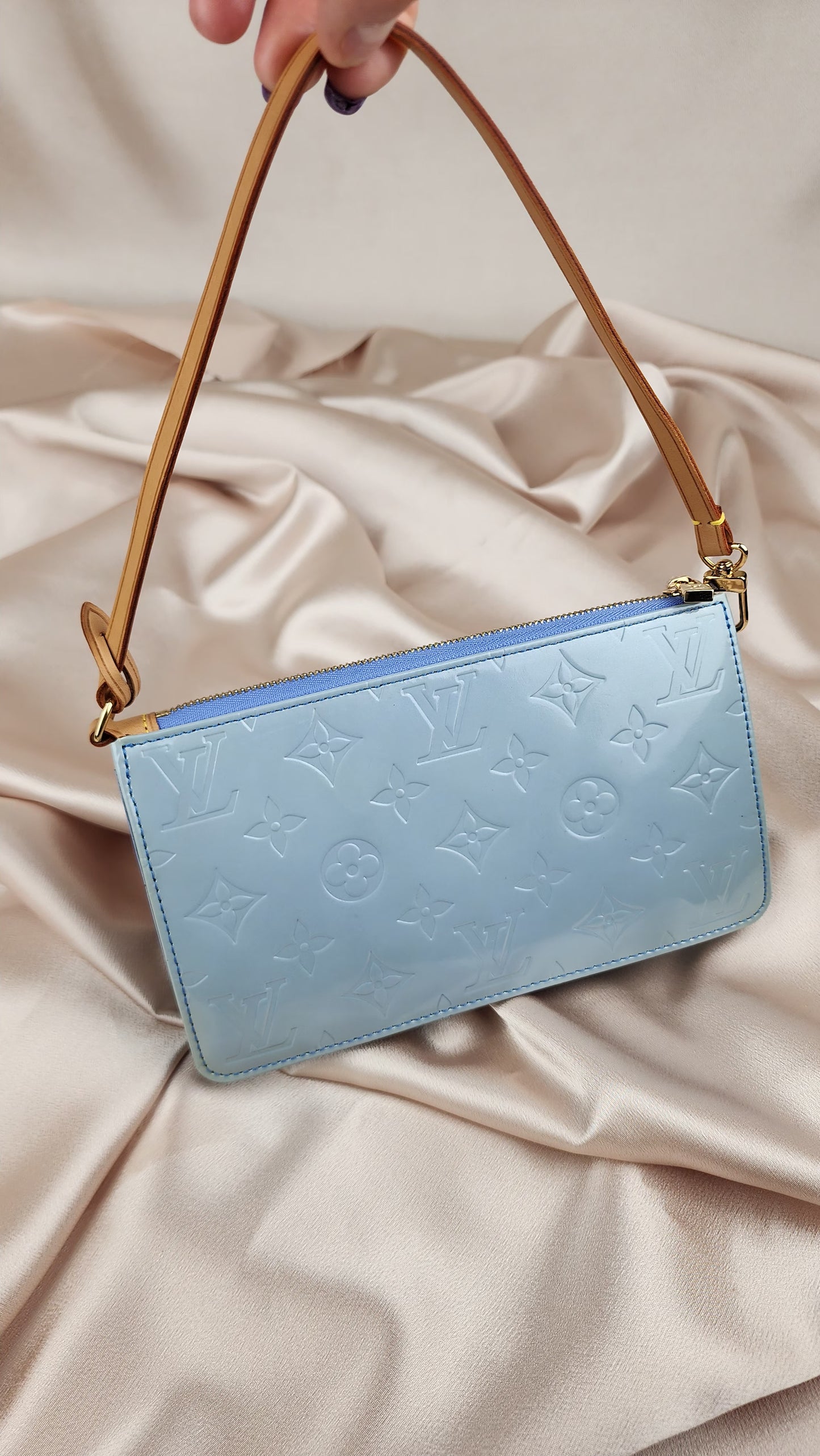 Louis Vuitton Vernis Lexington Pouch