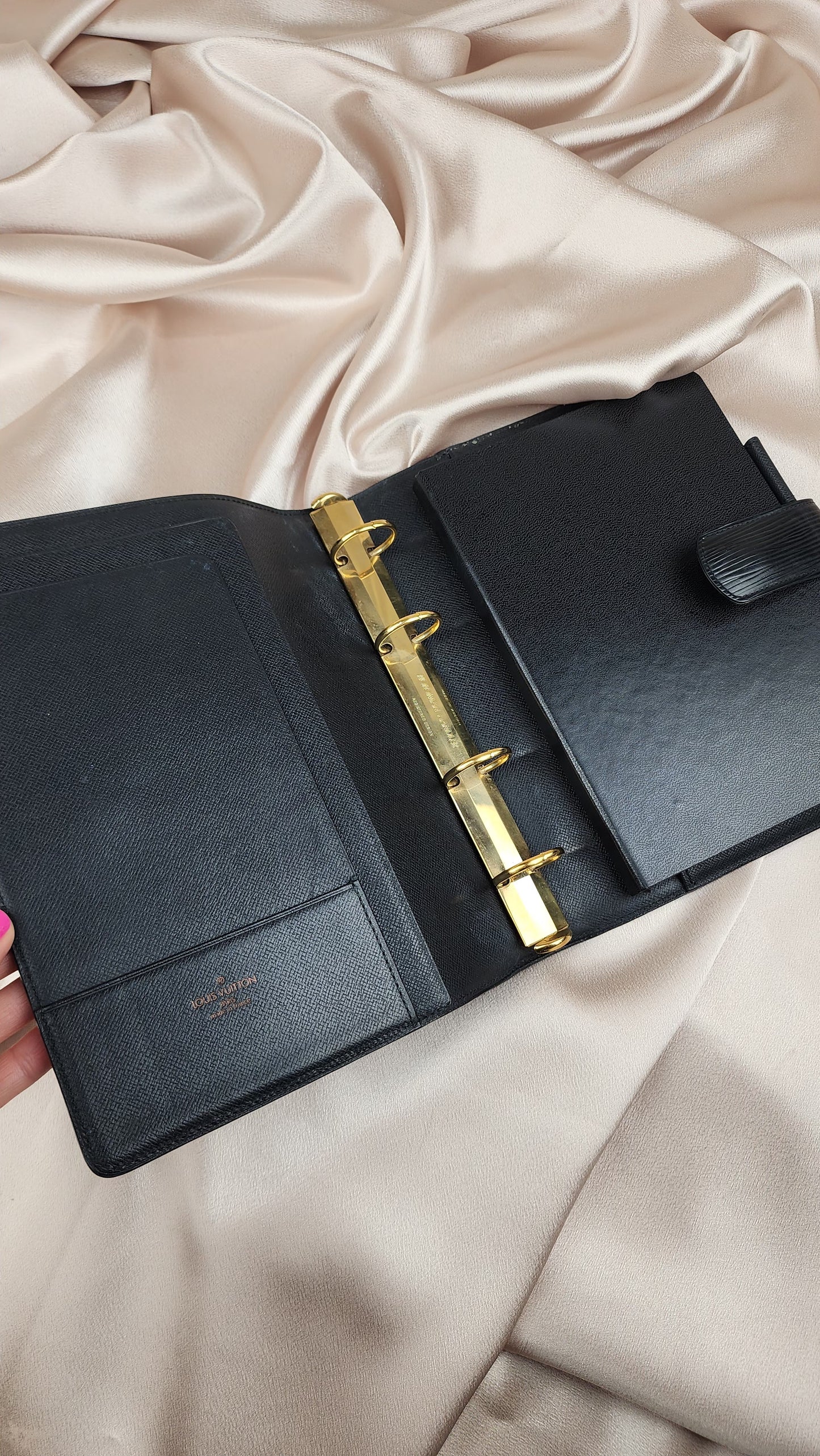 Louis Vuitton Black Epi Leather Agenda MM