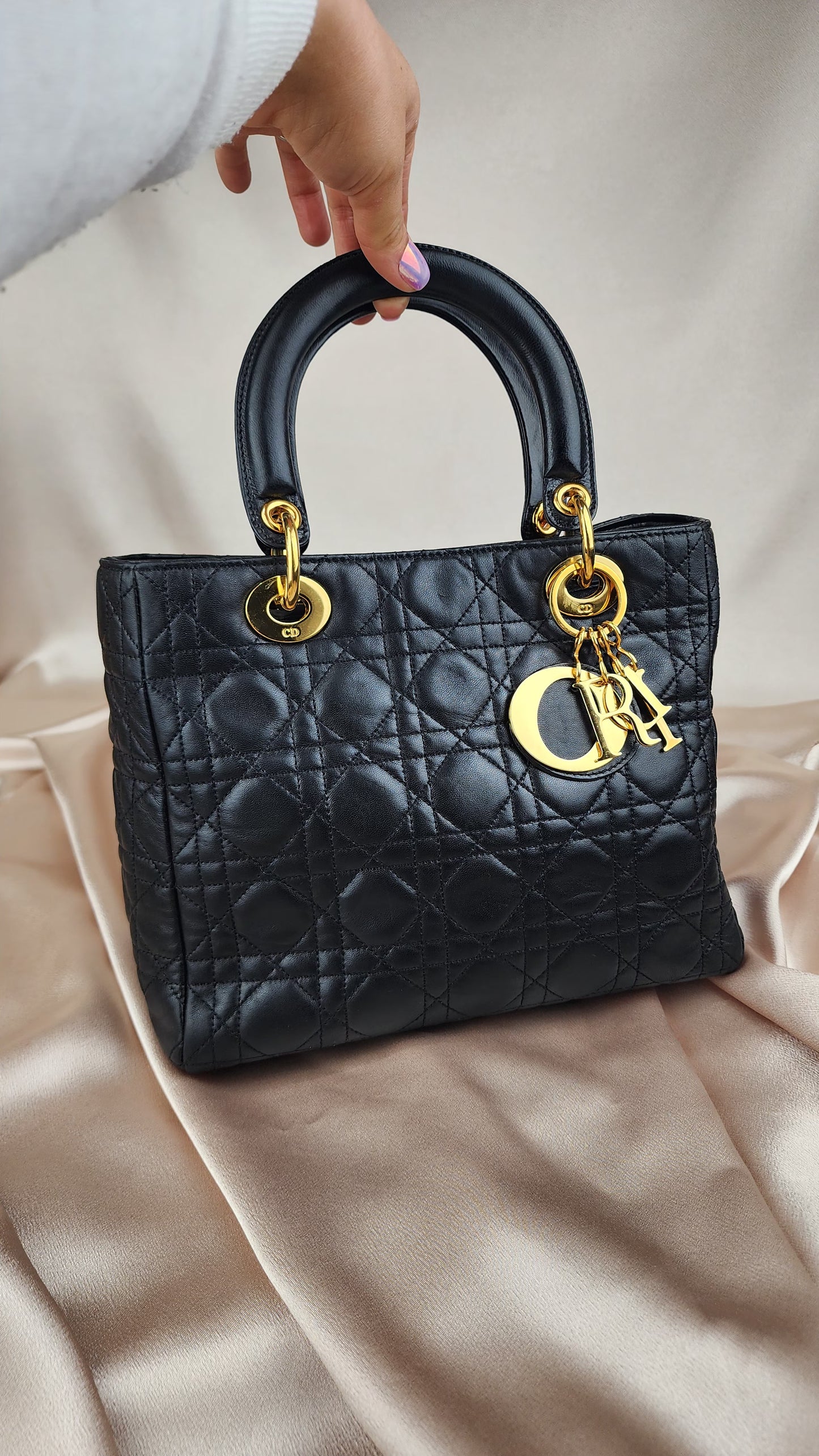 Lady Dior Medium, Black Soft Leather