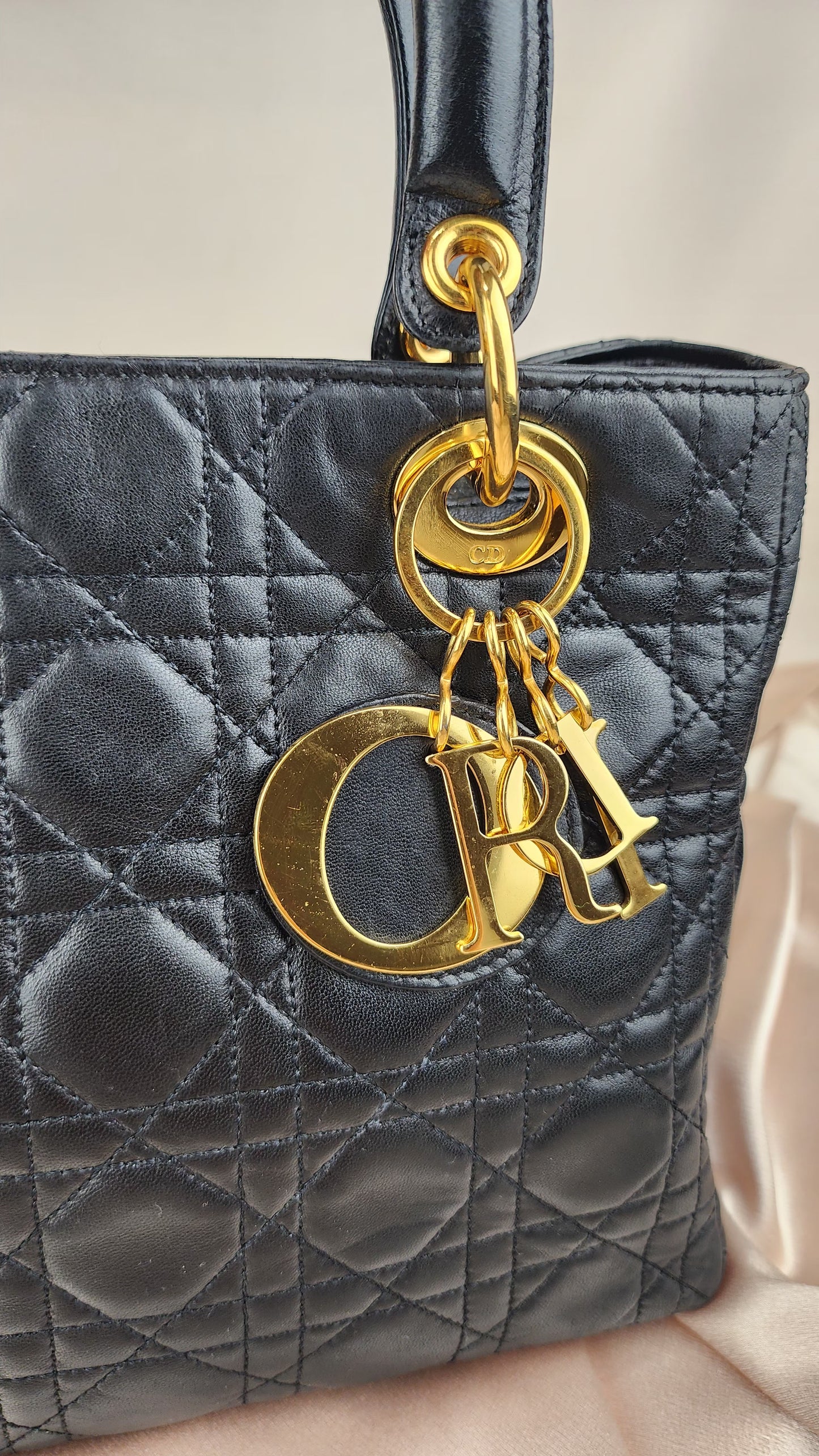 Lady Dior Medium, Black Soft Leather