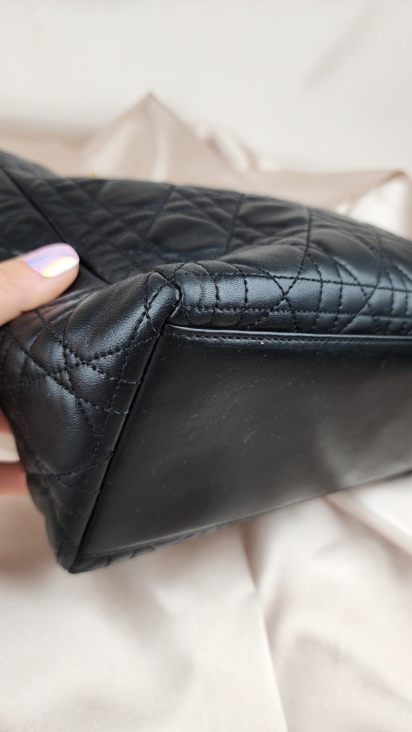 Lady Dior Medium, Black Soft Leather