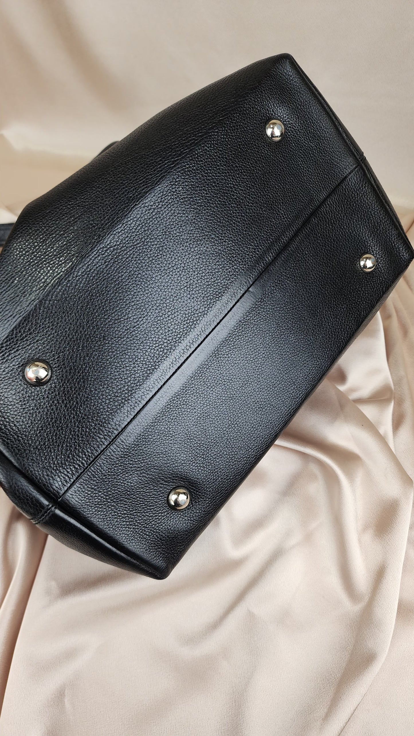 Gucci Black Leather Bag