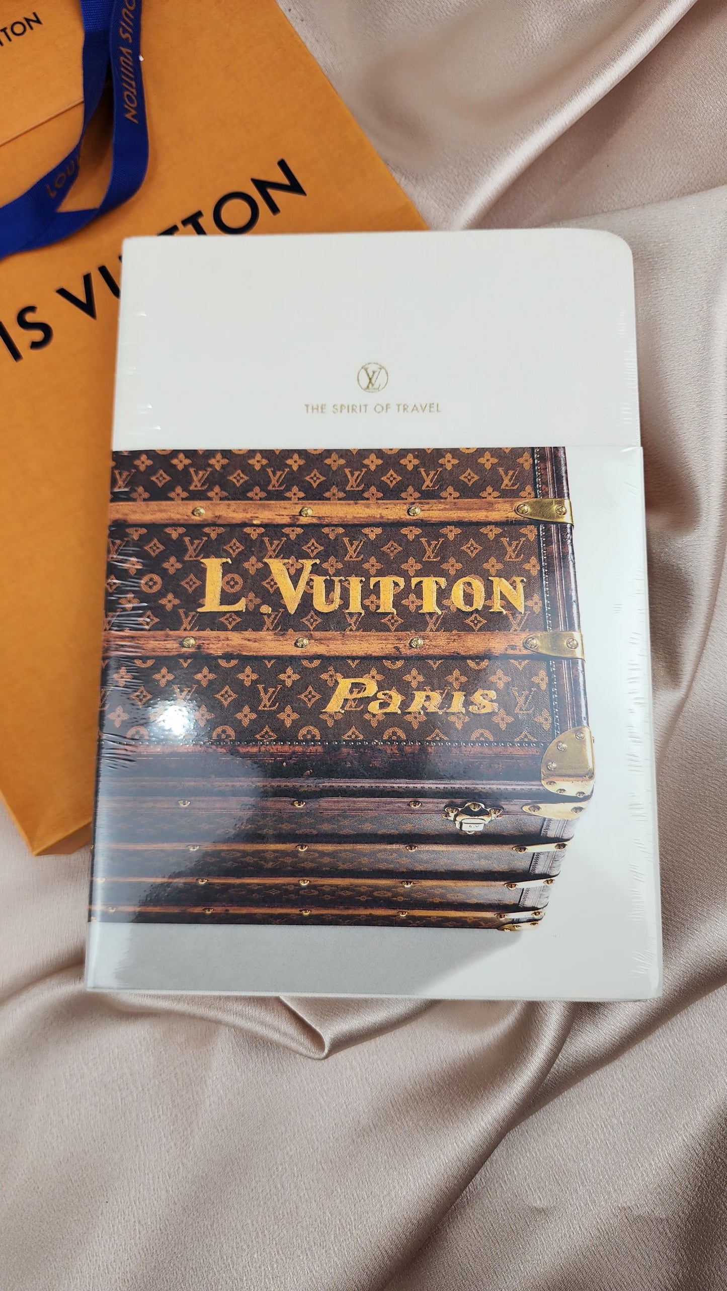 Louis Vuitton The Spirit Of Travel Book - Brand New!