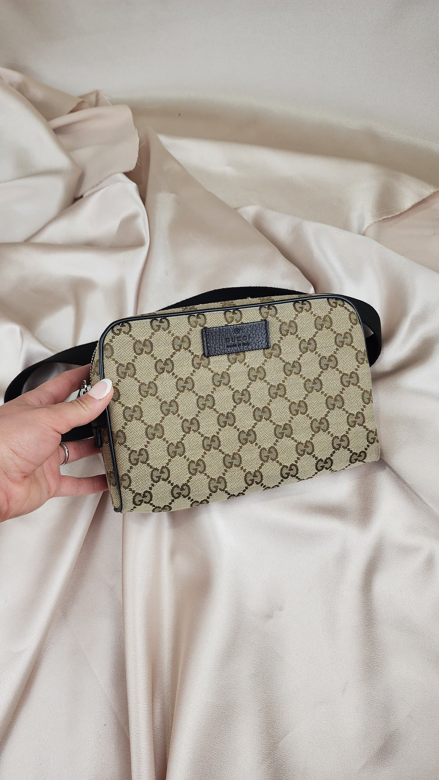 Gucci GG Canvas Bum Bag -706