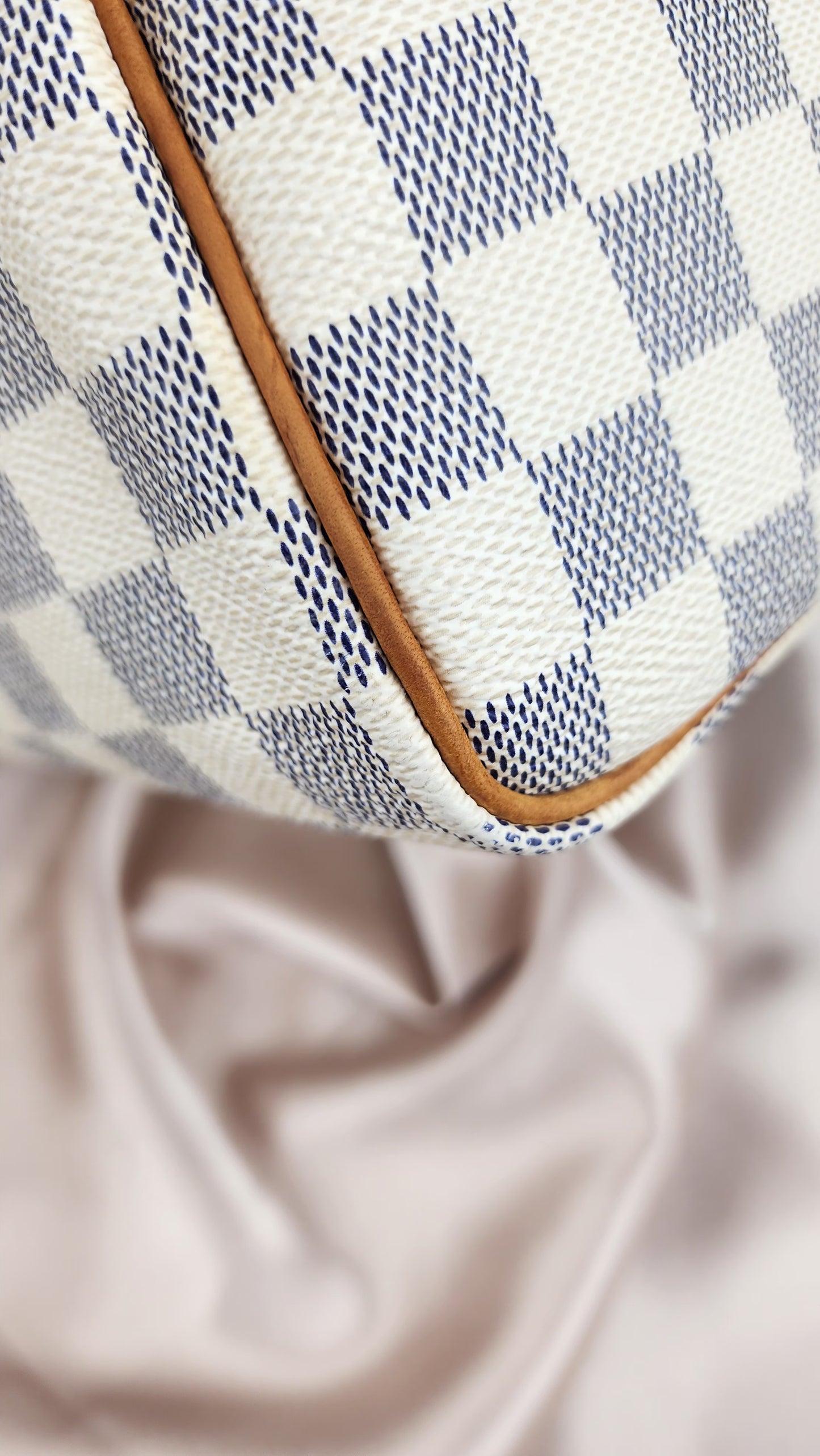 Louis Vuitton Damier Azur Speedy 25 - 820