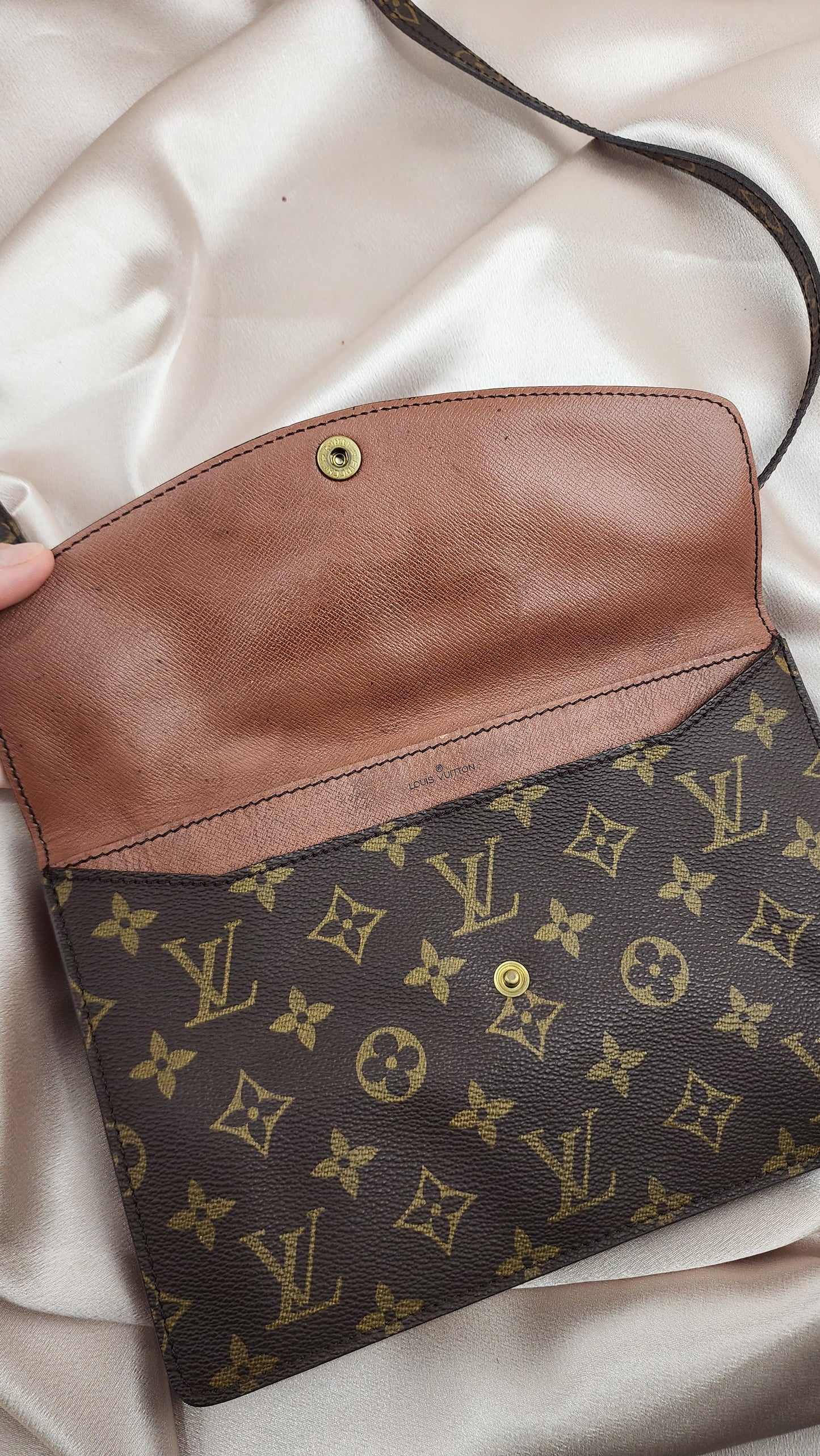 Louis Vuitton Vintage Monogram Double Rabat Bag - 835