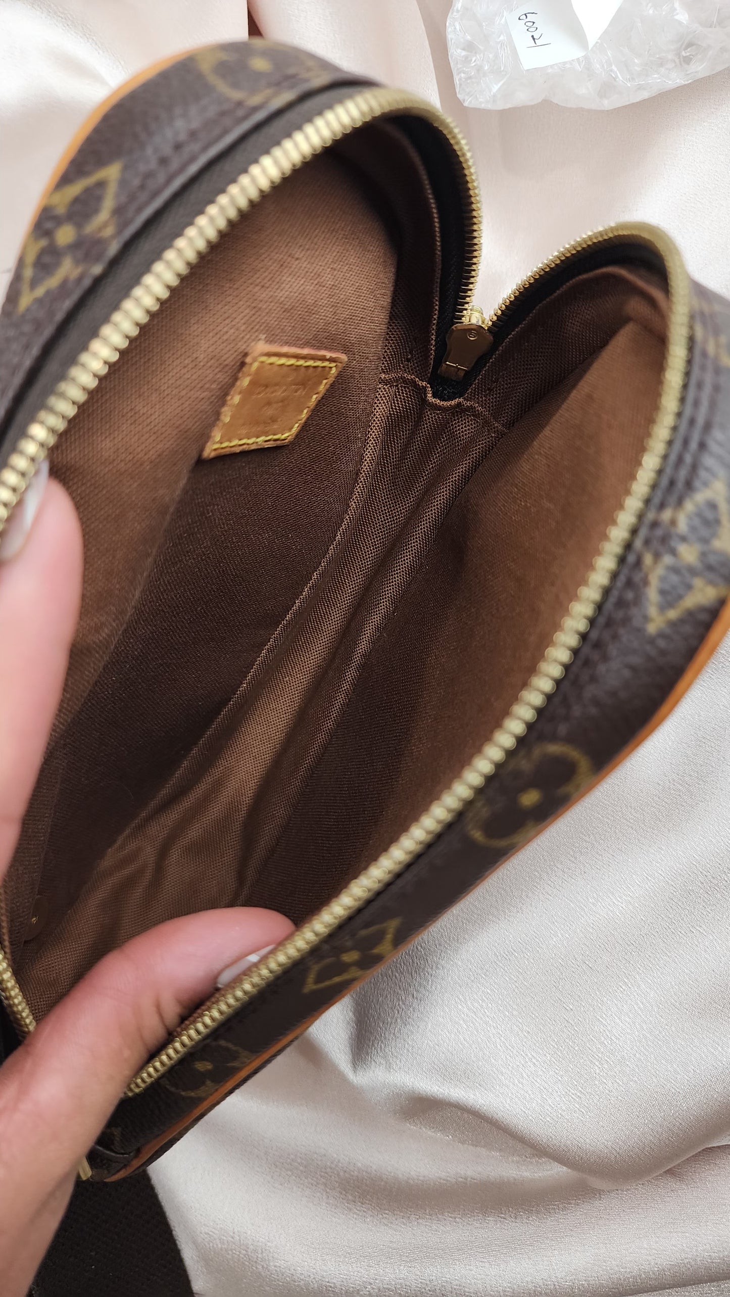 Lous Vuitton Monogram Pochette Gange Bumbag - 728