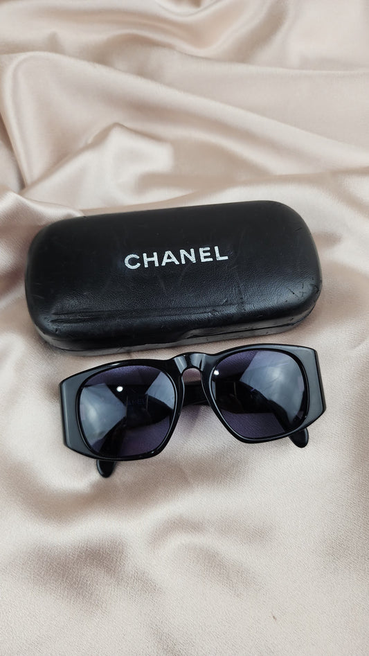 Chanel CC Black Sunglasses - 870