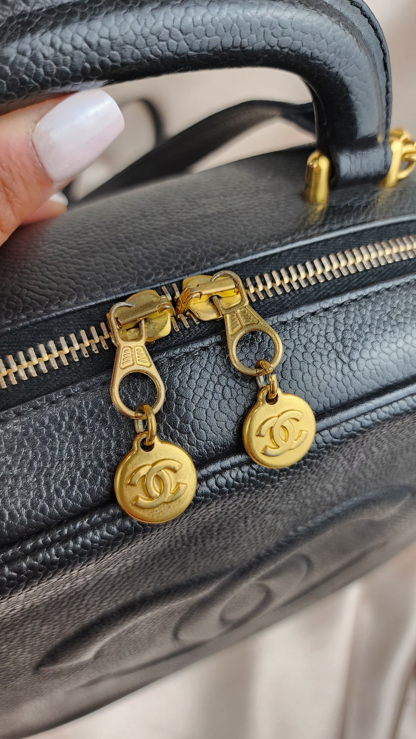 Chanel Caviar Timeless CC Vanity Case - 875