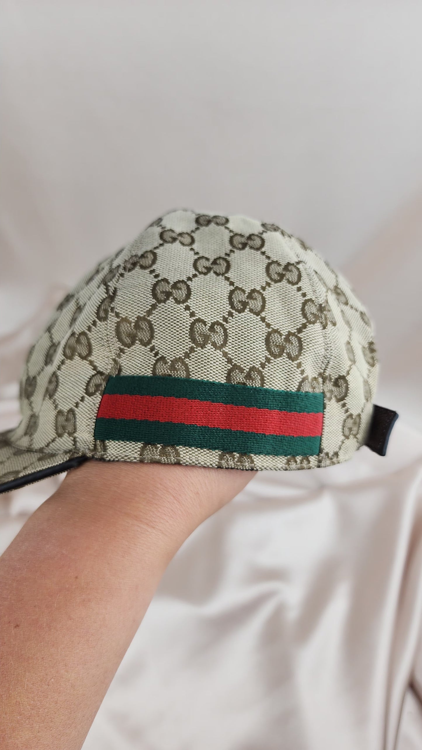 Gucci GG Canvas Sherry Line Beige Cap XL - 869