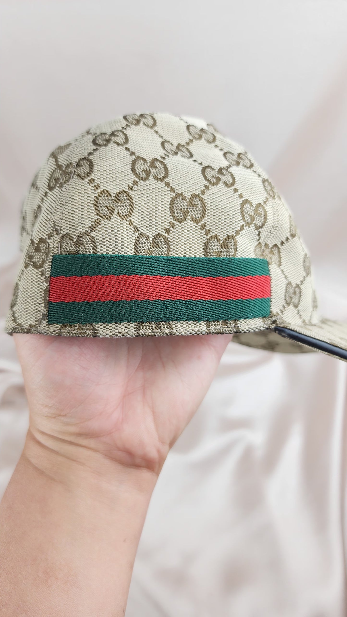 Gucci GG Canvas Sherry Line Beige Cap XL - 869