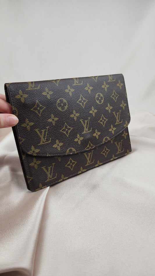 Louis Vuitton Monogram Pochette Rabat 23 Clutch - 883