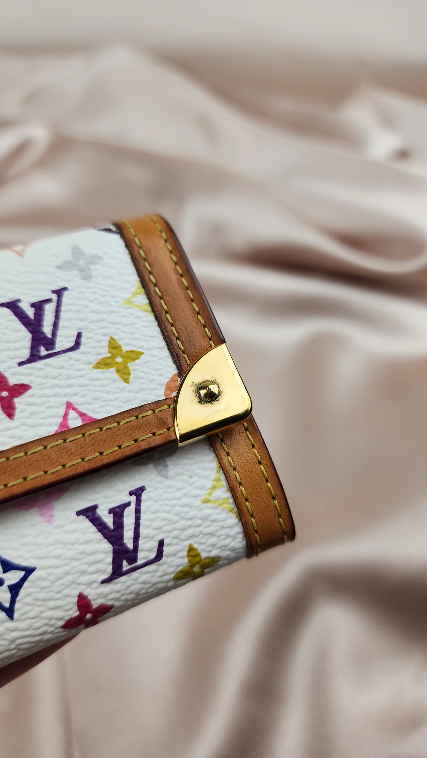 Louis Vuitton Monogram White Multicolor Porte Monnaie Cles - 884