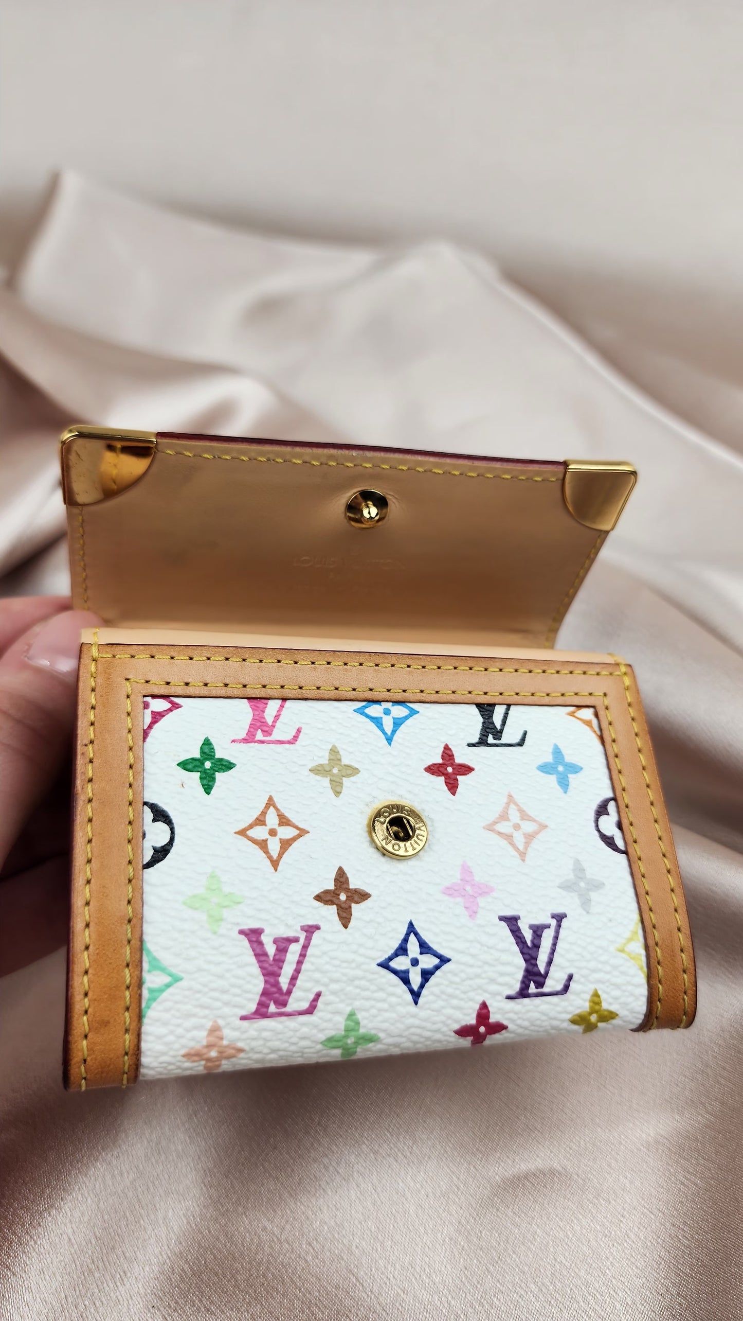 Louis Vuitton Monogram White Multicolor Porte Monnaie Cles - 884