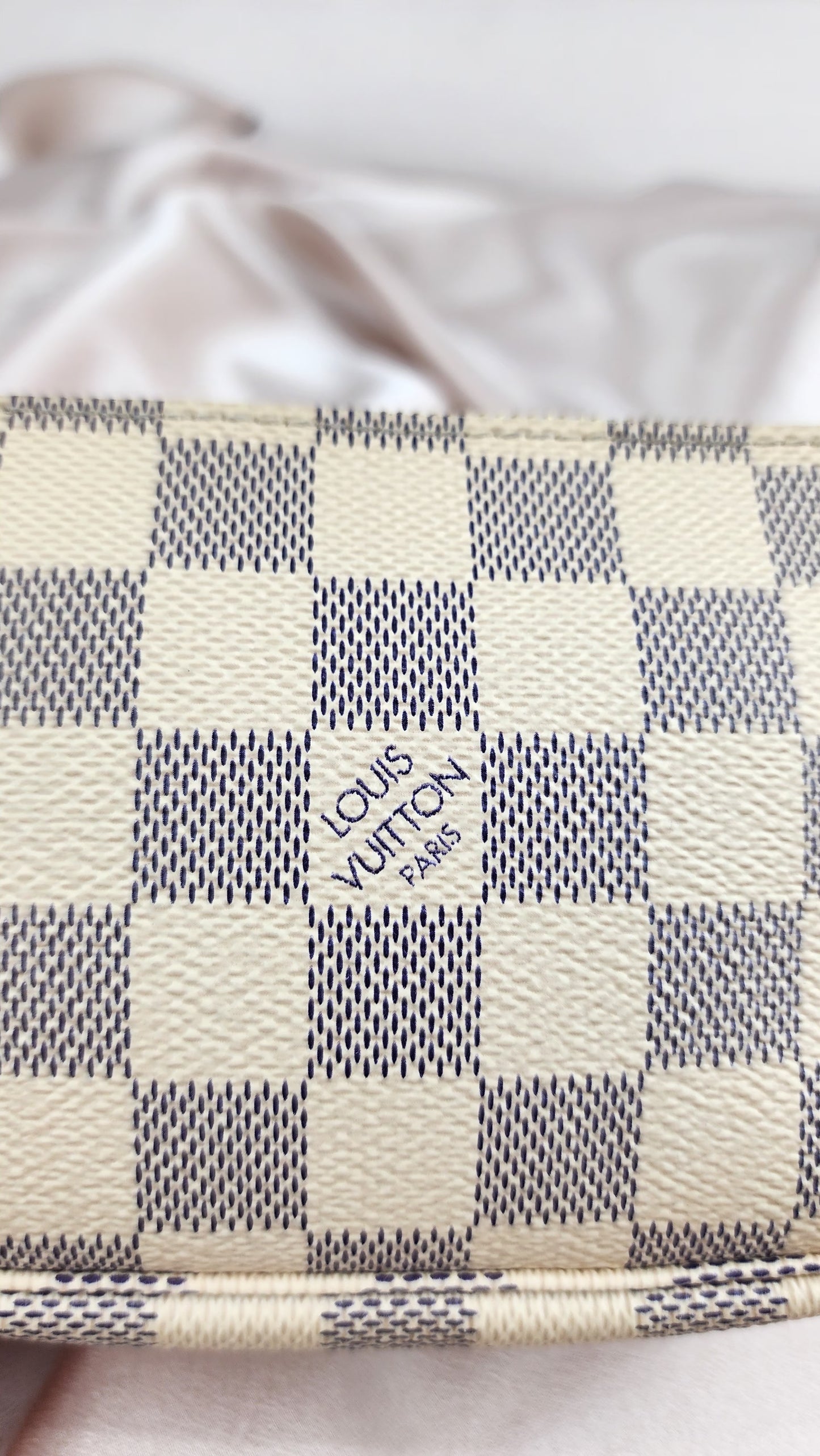 Louis Vuitton Damier Azur Mini Pochette Accessoires Pouch - 903