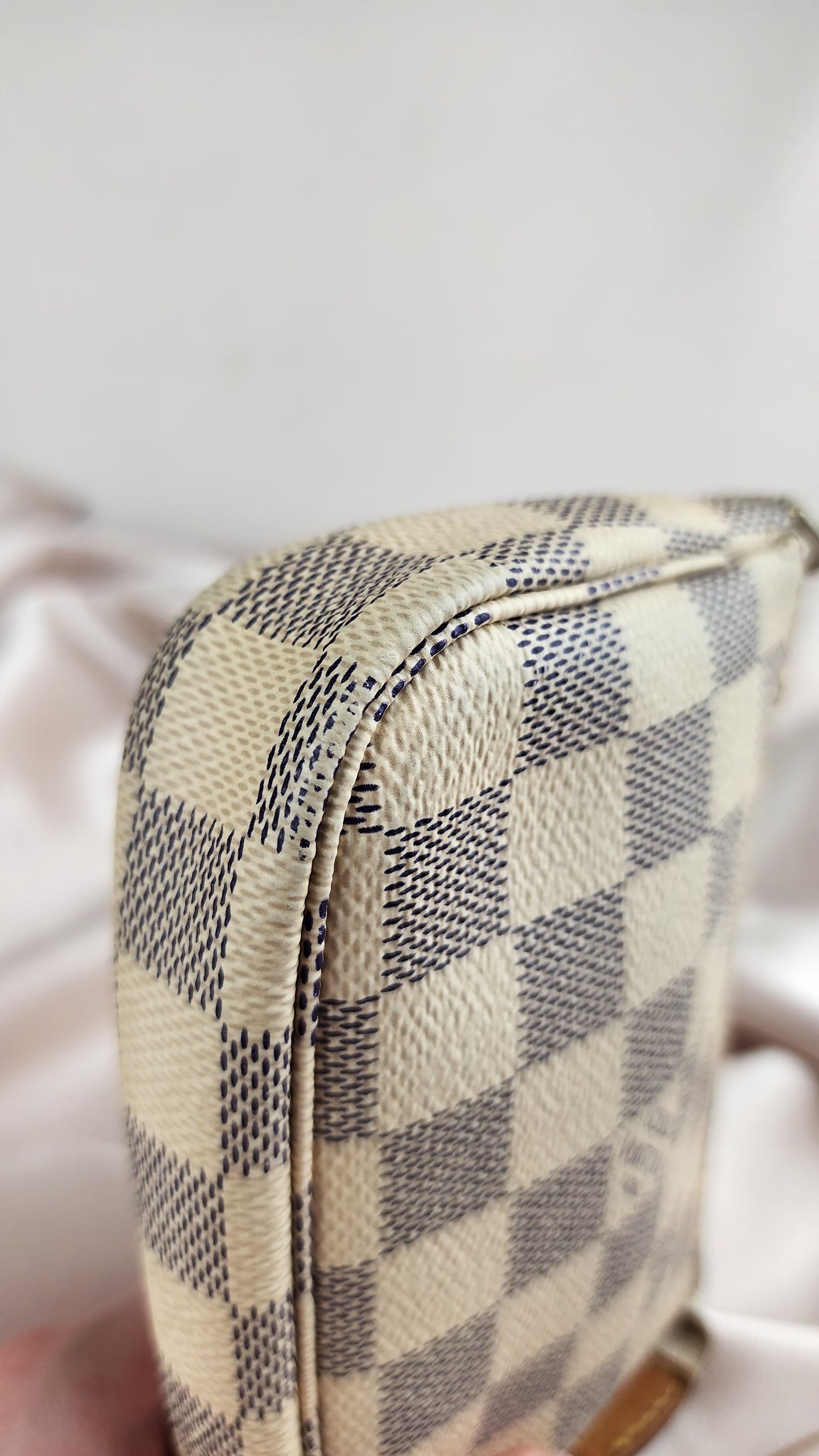 Louis Vuitton Damier Azur Mini Pochette Accessoires Pouch - 903