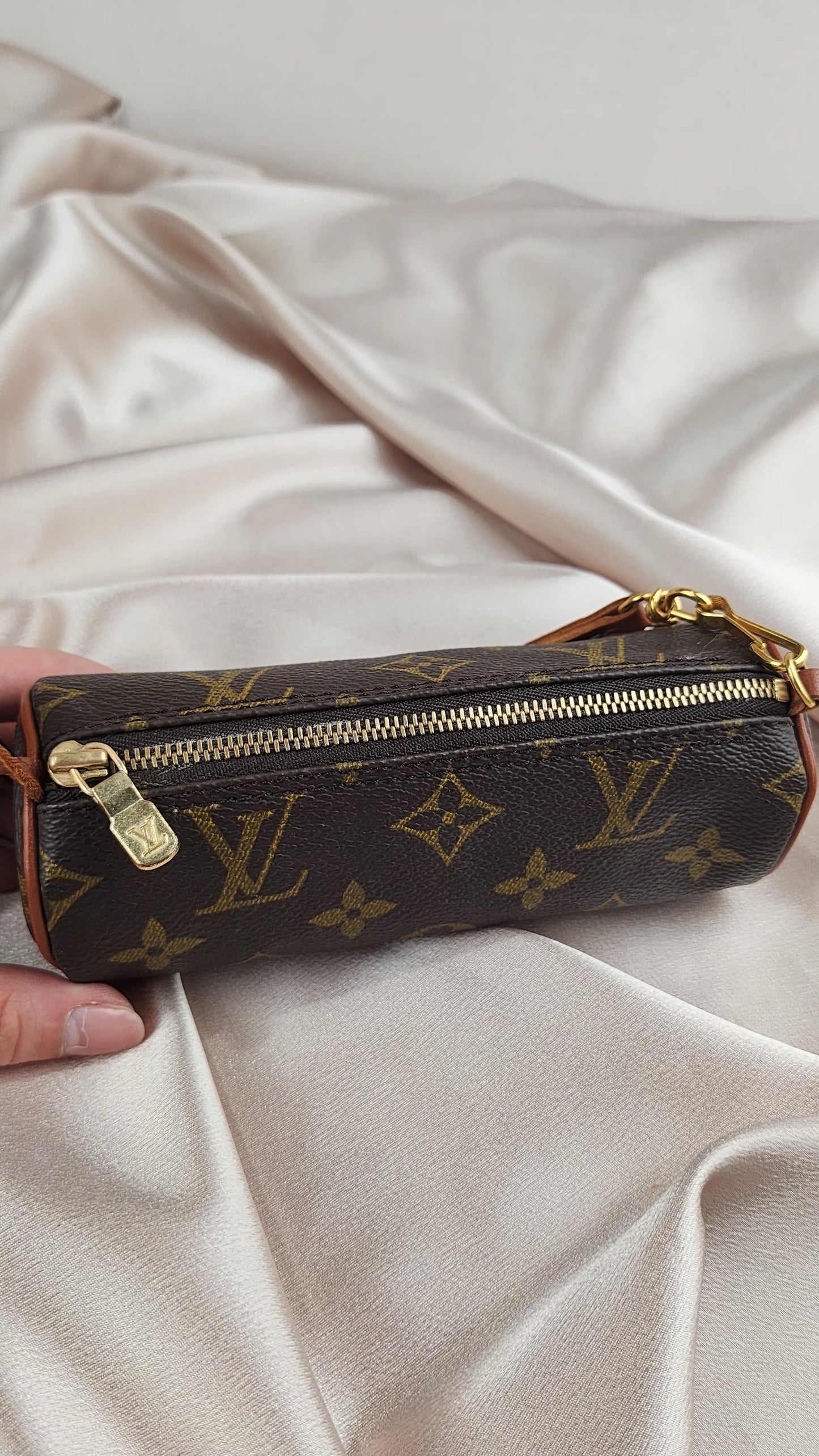 Louis Vuitton Monogram Vintage Mini Papillon Pouch - 897