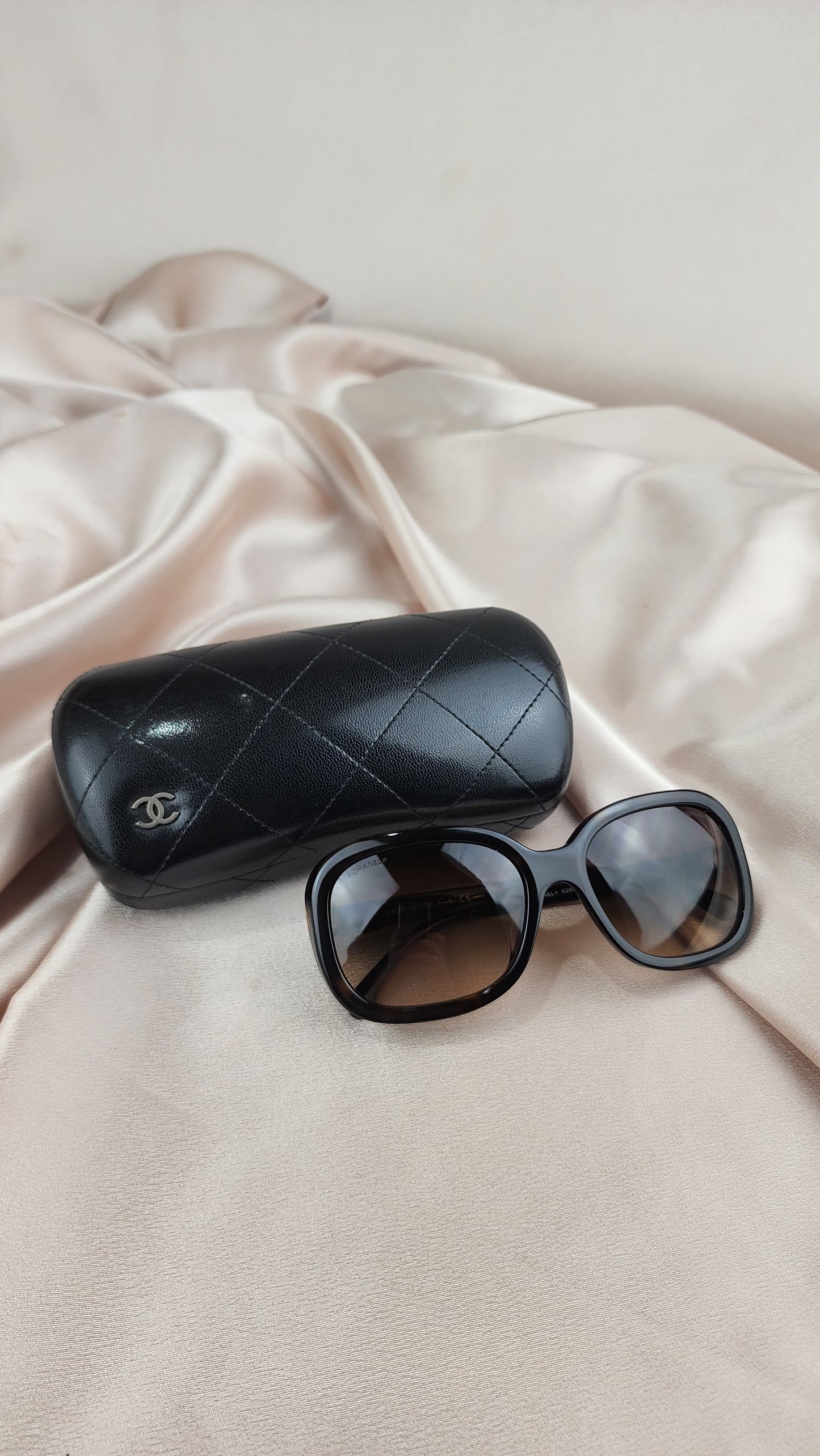 Chanel Bow Sunglasses Brown - 910