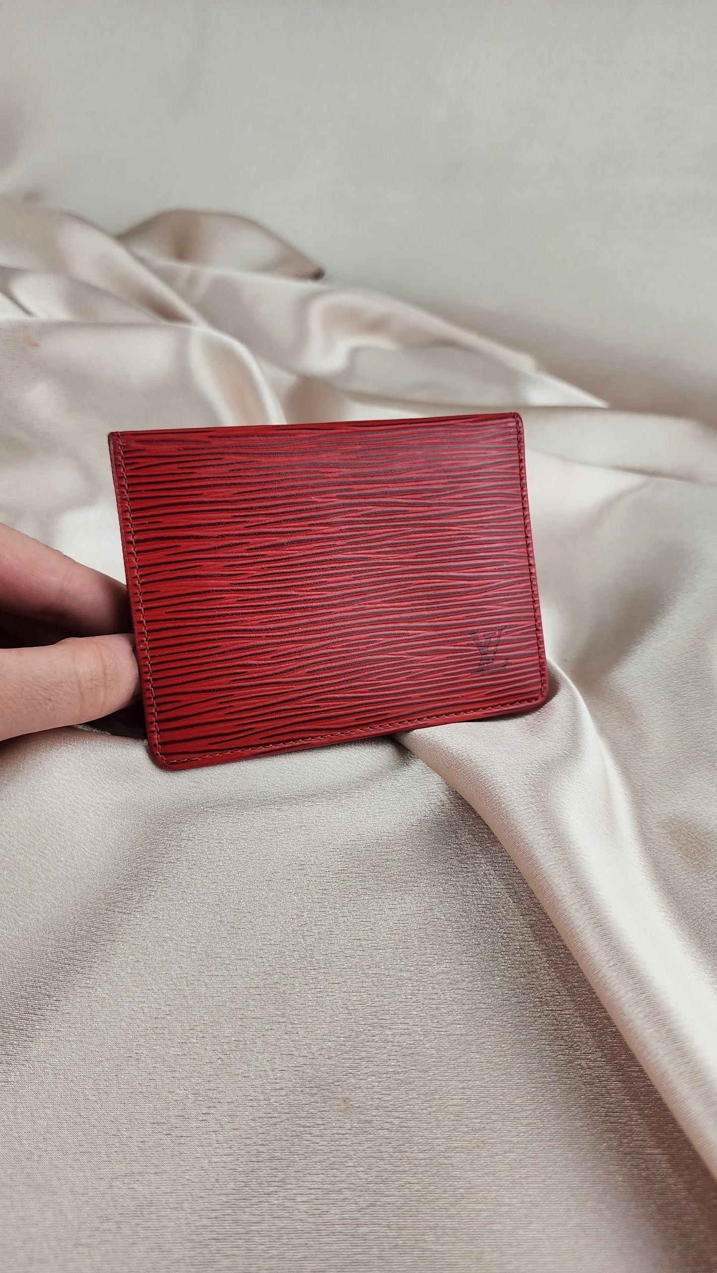 Louis Vuitton Red Epi Leather Card Case - 926