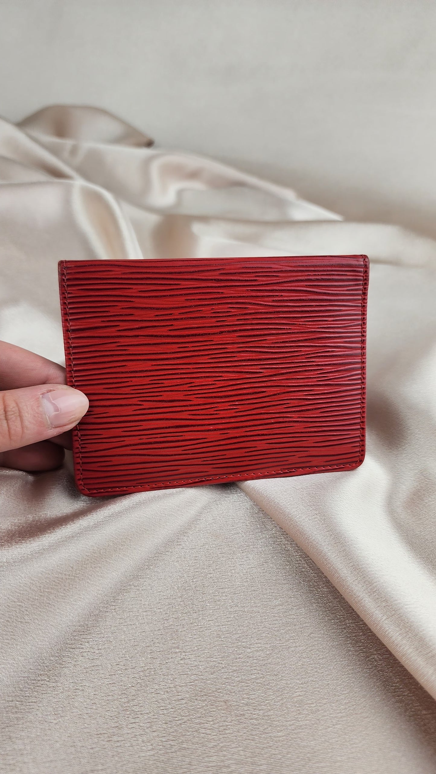 Louis Vuitton Red Epi Leather Card Case - 926