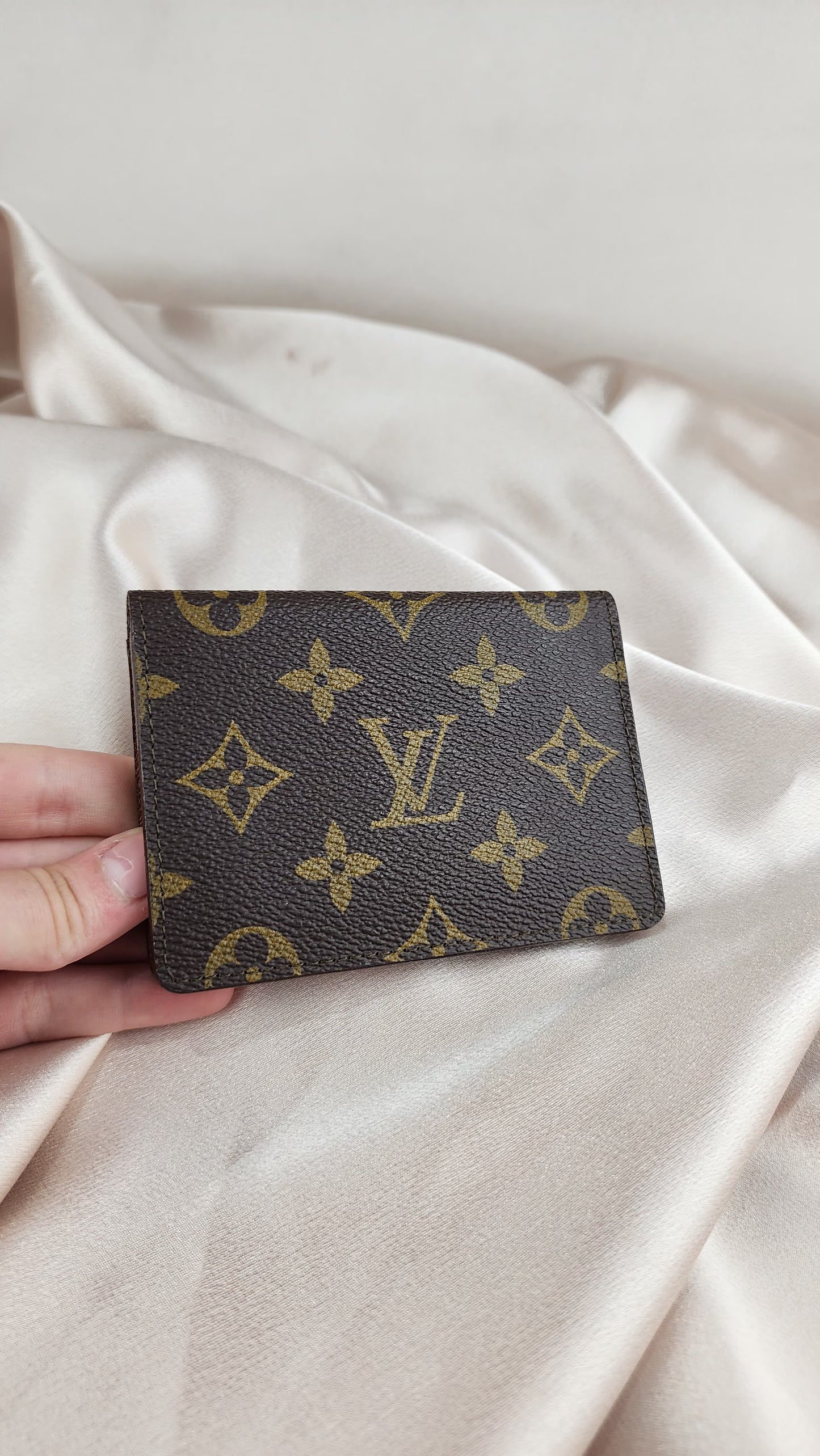 Louis Vuitton Monogram Porte 2 Cartes Vertical Pass Card Case - 925