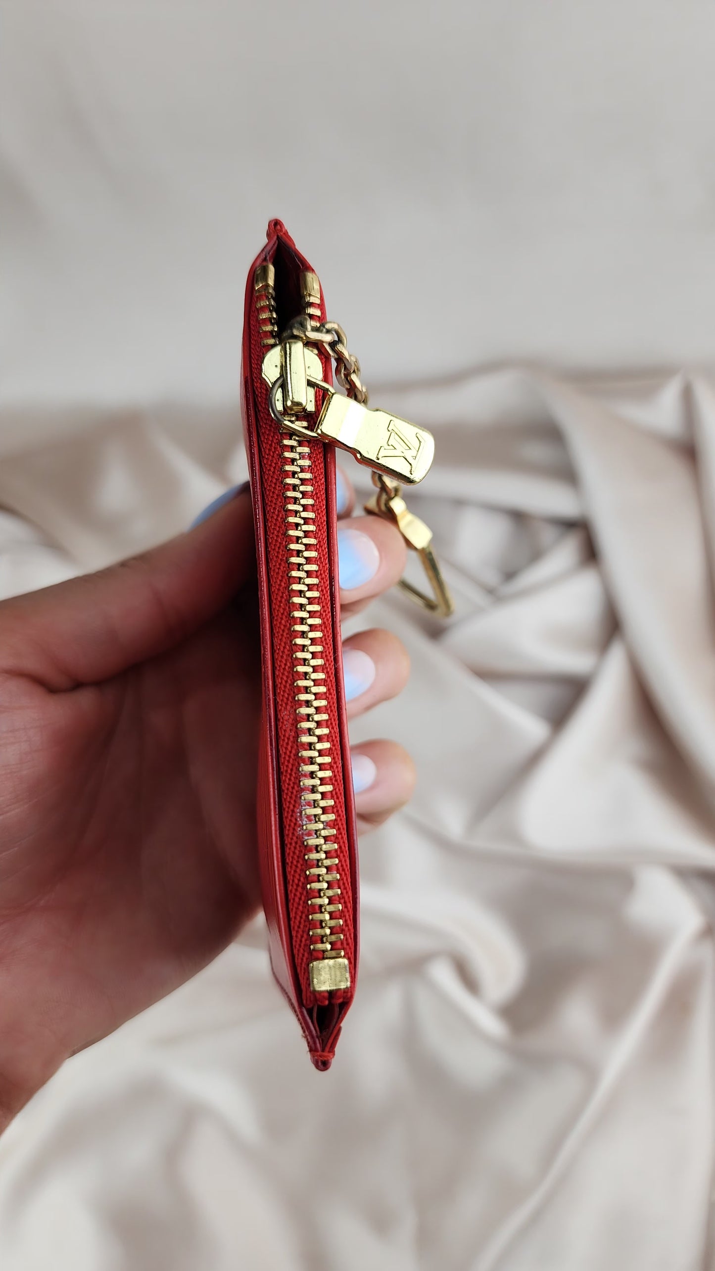 Louis Vuitton Red Epi Leather Pochette Cles - 927