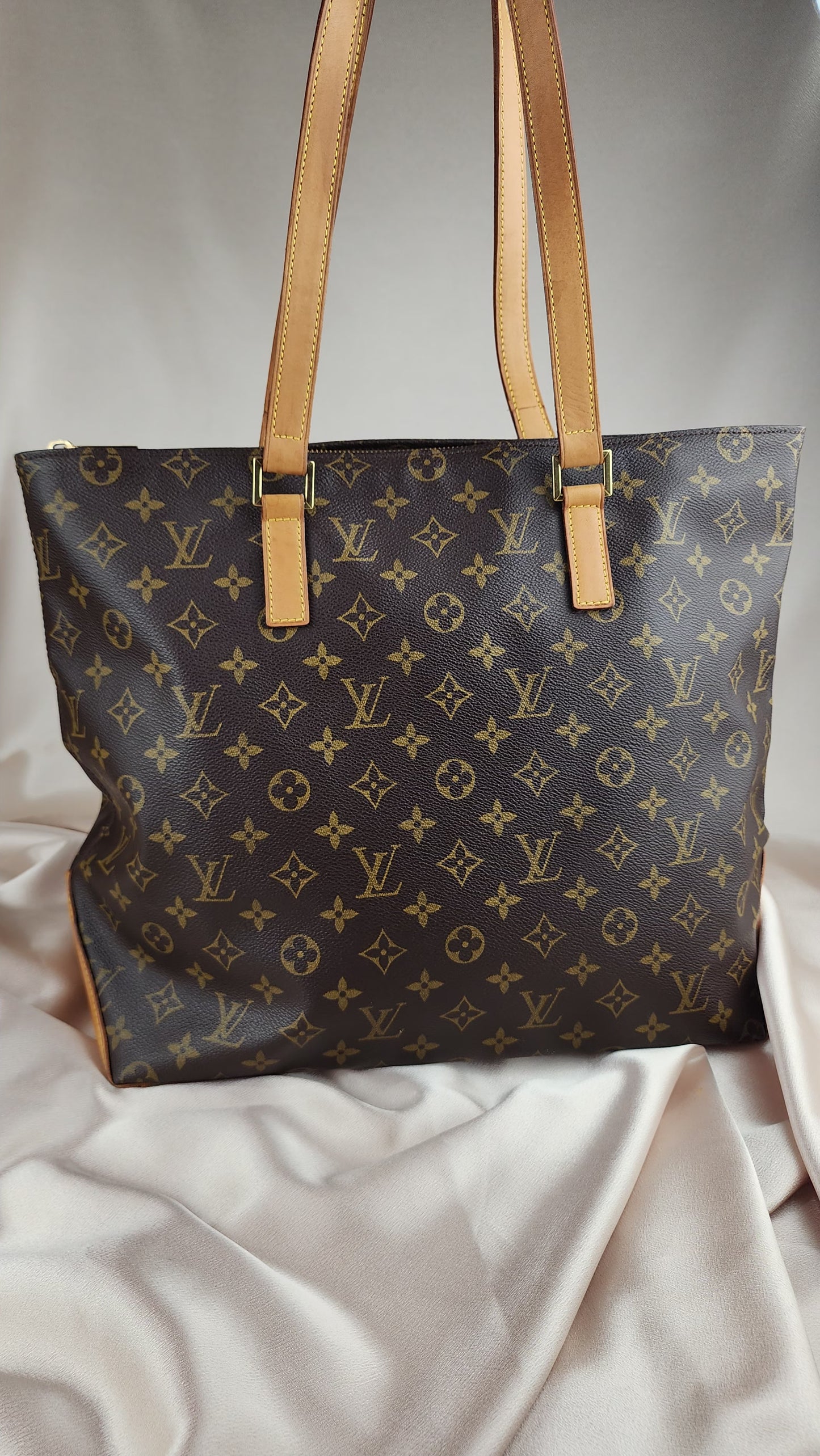 Louis Vuitton Monogram Cabas Mezzo Tote - 900