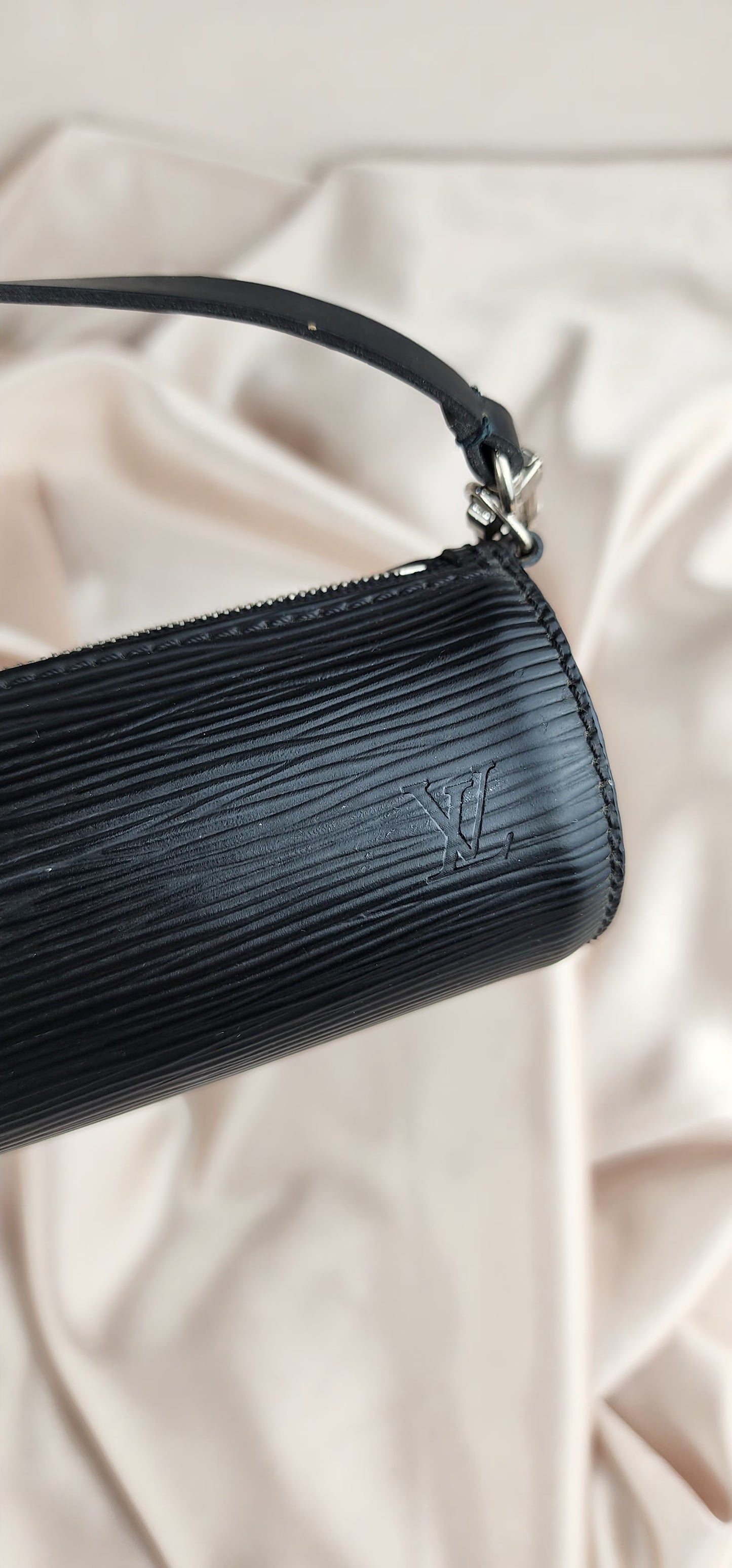 Louis Vuitton Epi Soufflot Black Pouch - 963