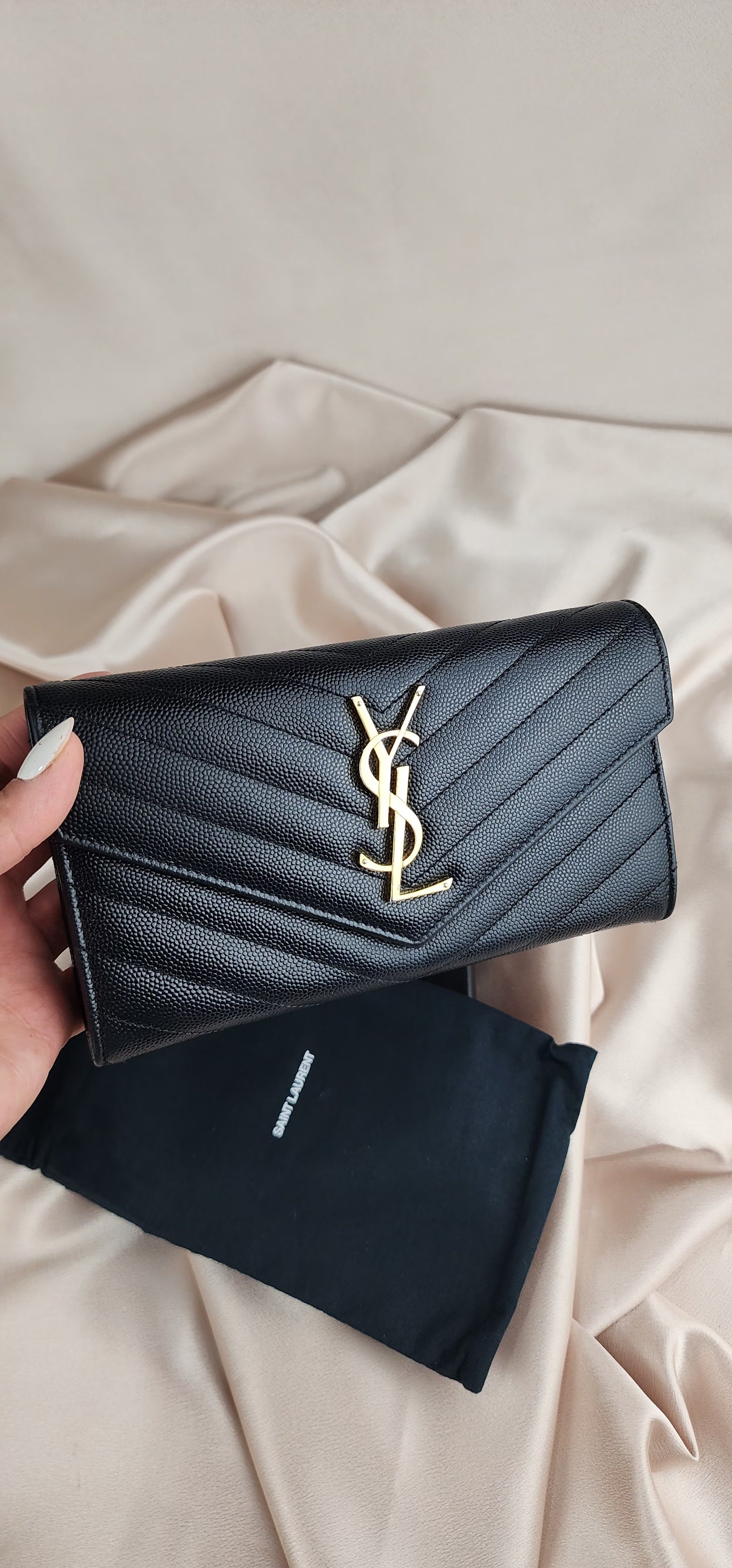 Saint Laurent V Stitch Leather Wallet  - 976