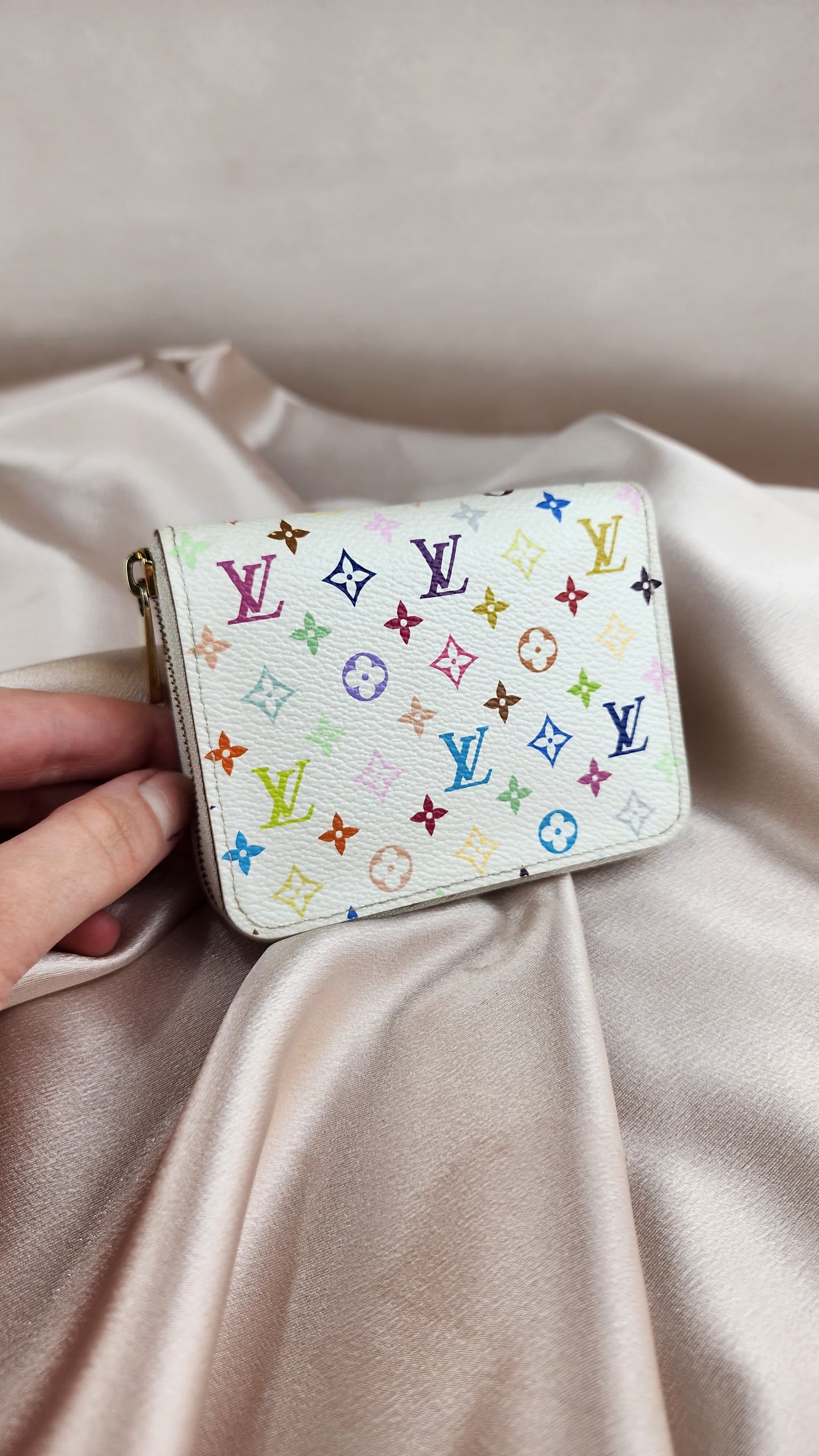 Louis Vuitton Monogram Multicolor Zippy Compact Wallet - 1024