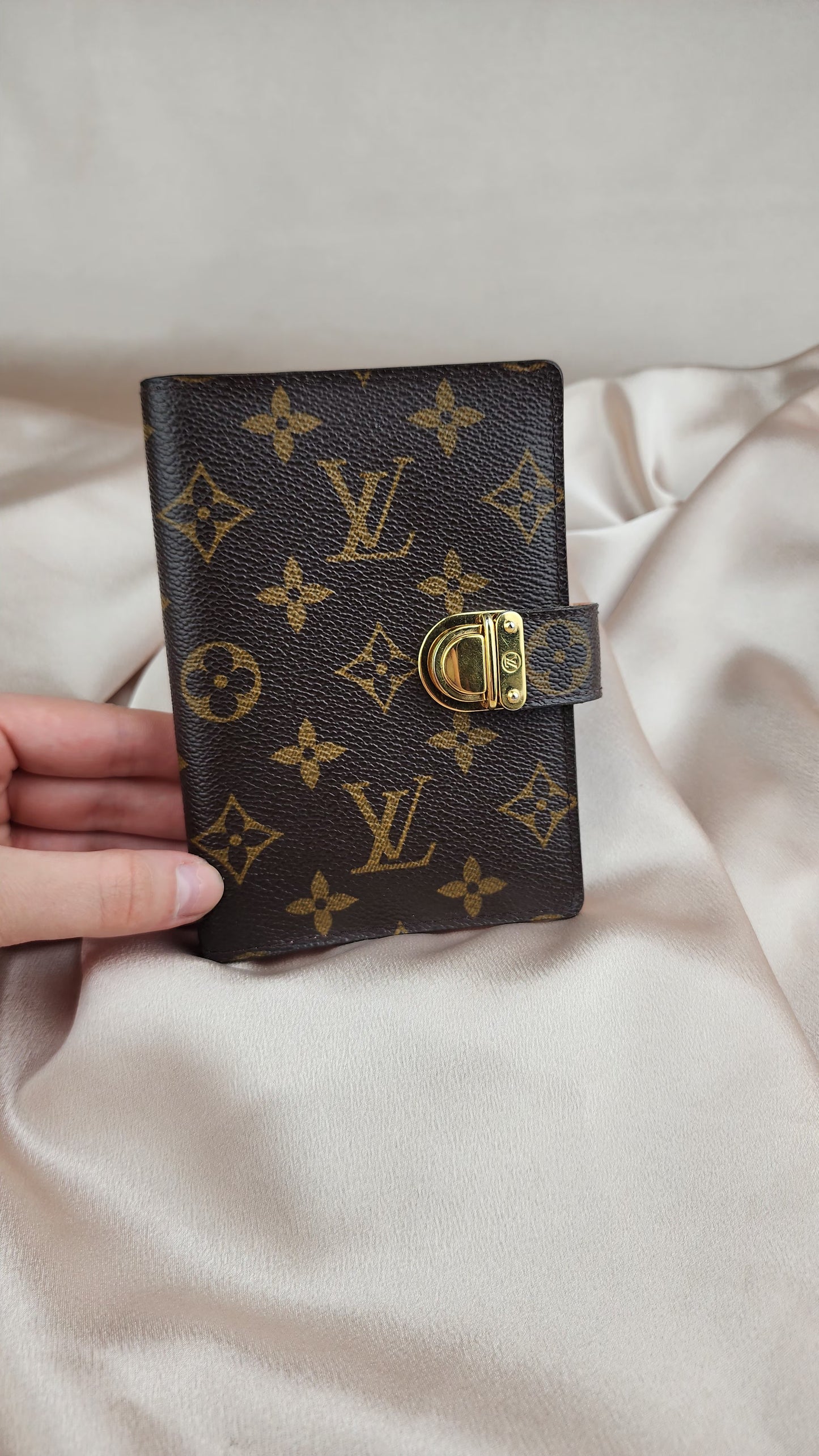 Louis Vuitton Koala Monogram PM Agenda - 1013