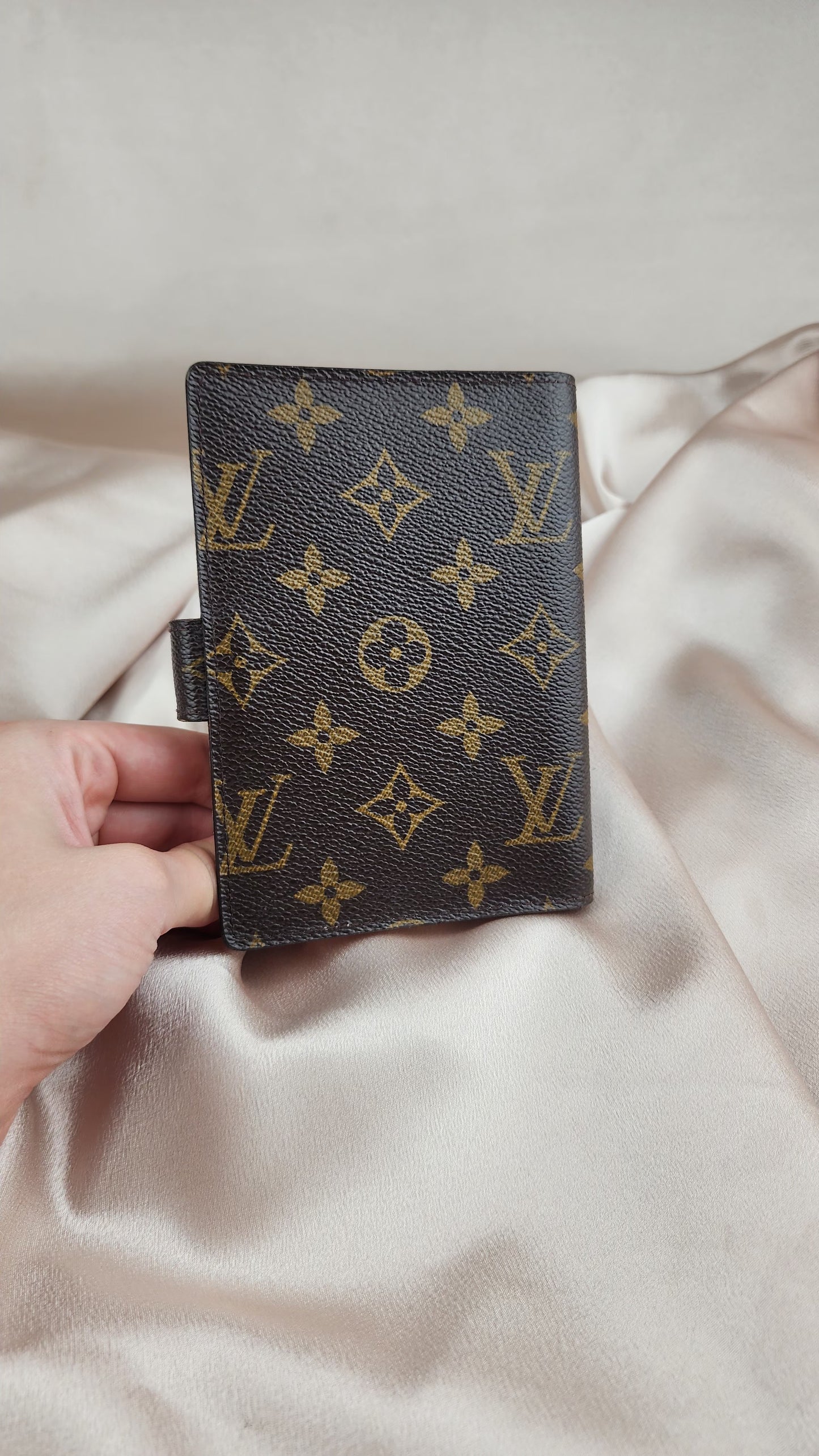 Louis Vuitton Koala Monogram PM Agenda - 1013