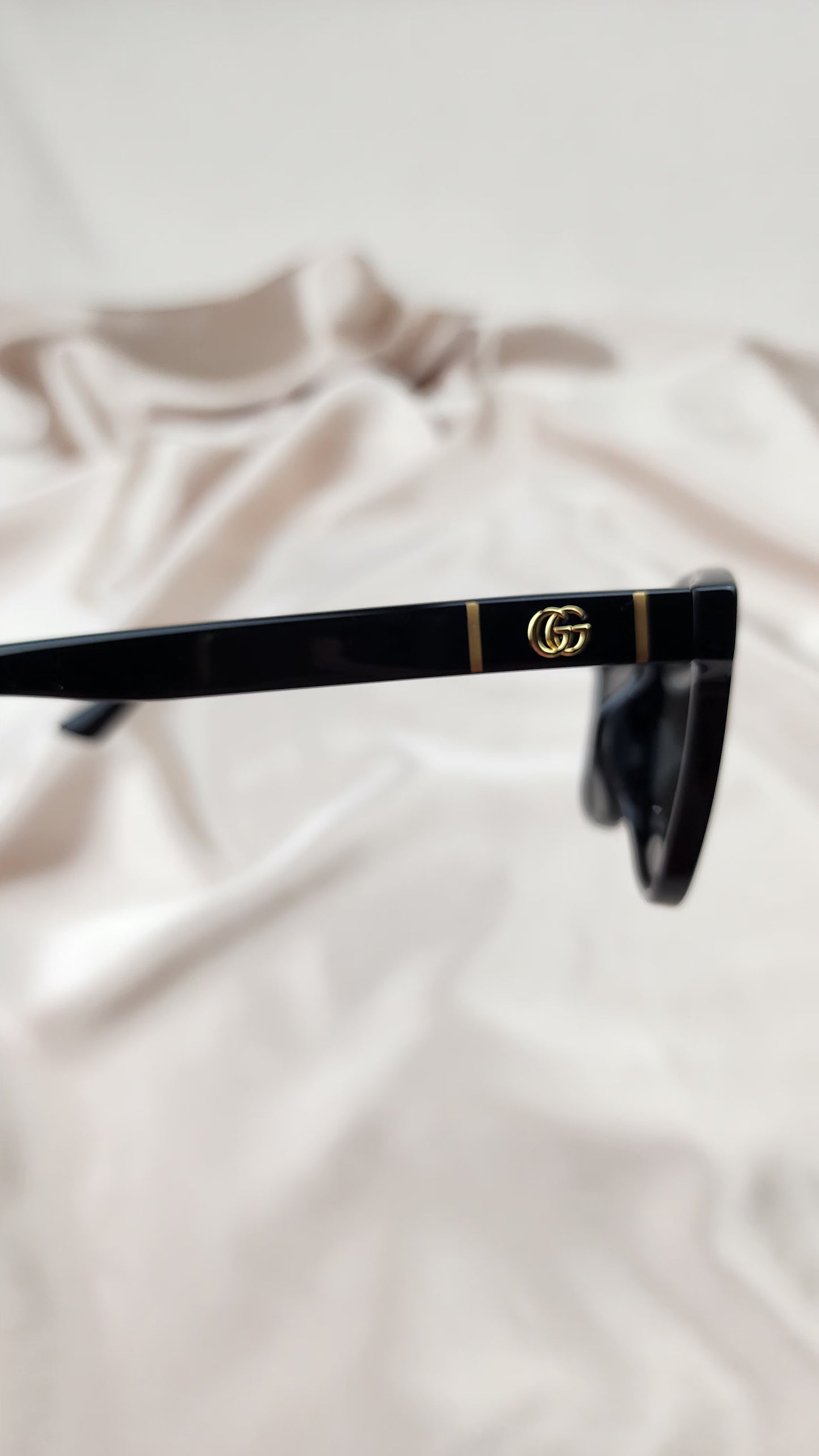 GUCCI Black and Gold GG Sunglasses - 1108