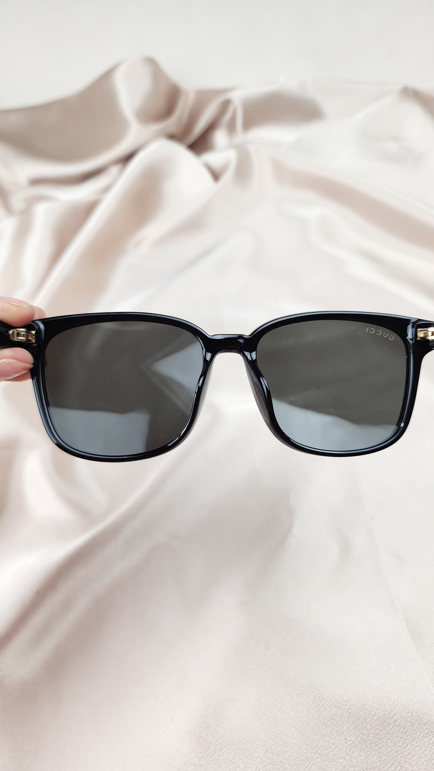 GUCCI Black and Gold GG Sunglasses - 1108