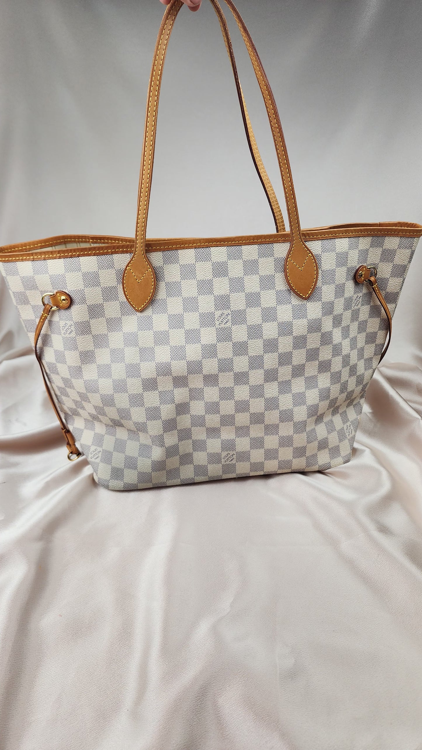 Louis Vuitton Damier Azur Neverfull MM Tote Bag - 1161