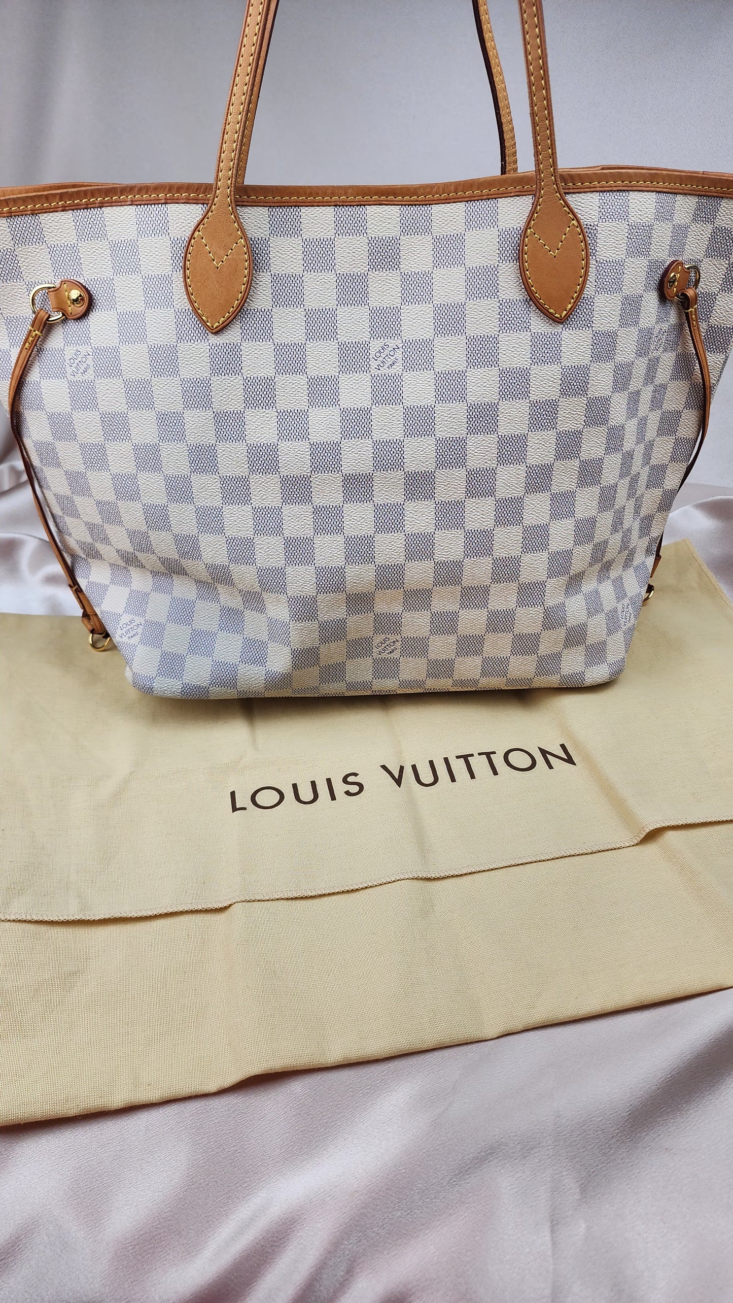 Louis Vuitton Damier Azur Neverfull MM Tote Bag - 1161